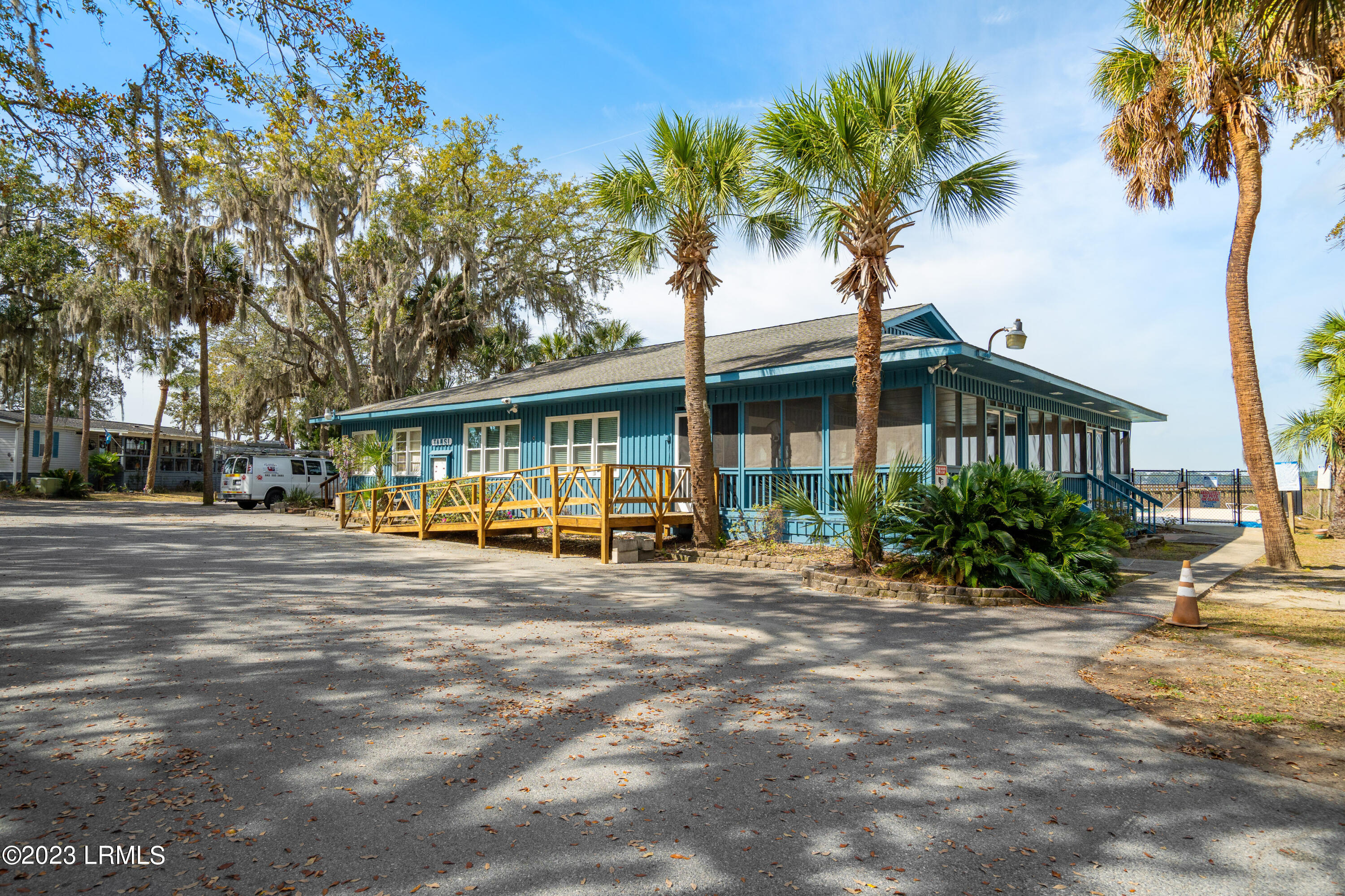 3 Broken Arrow Trail, St. Helena Island