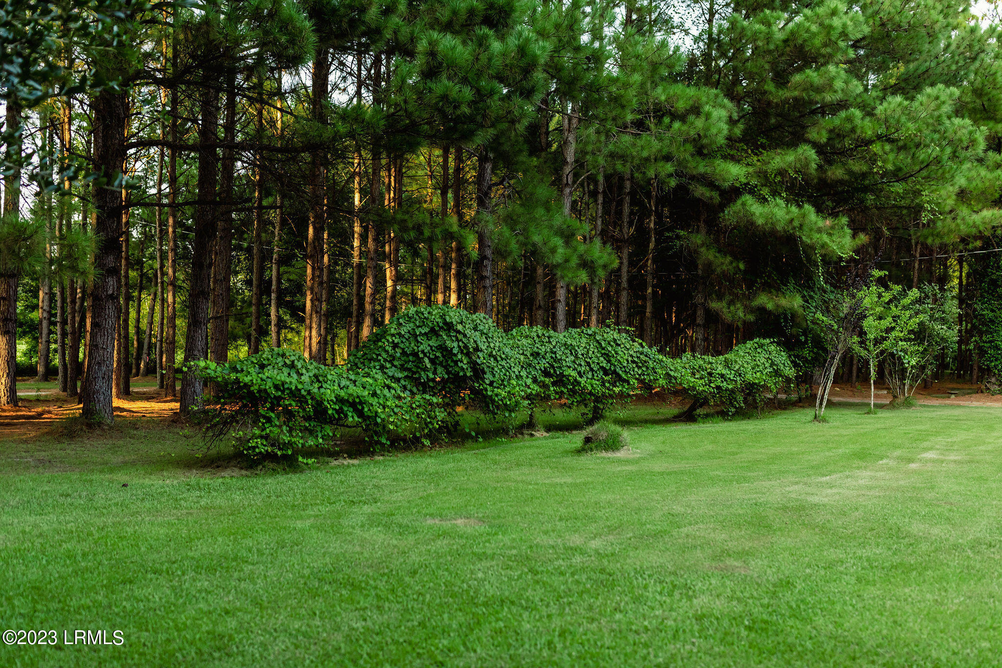 2681 Furman Nixville Parkway