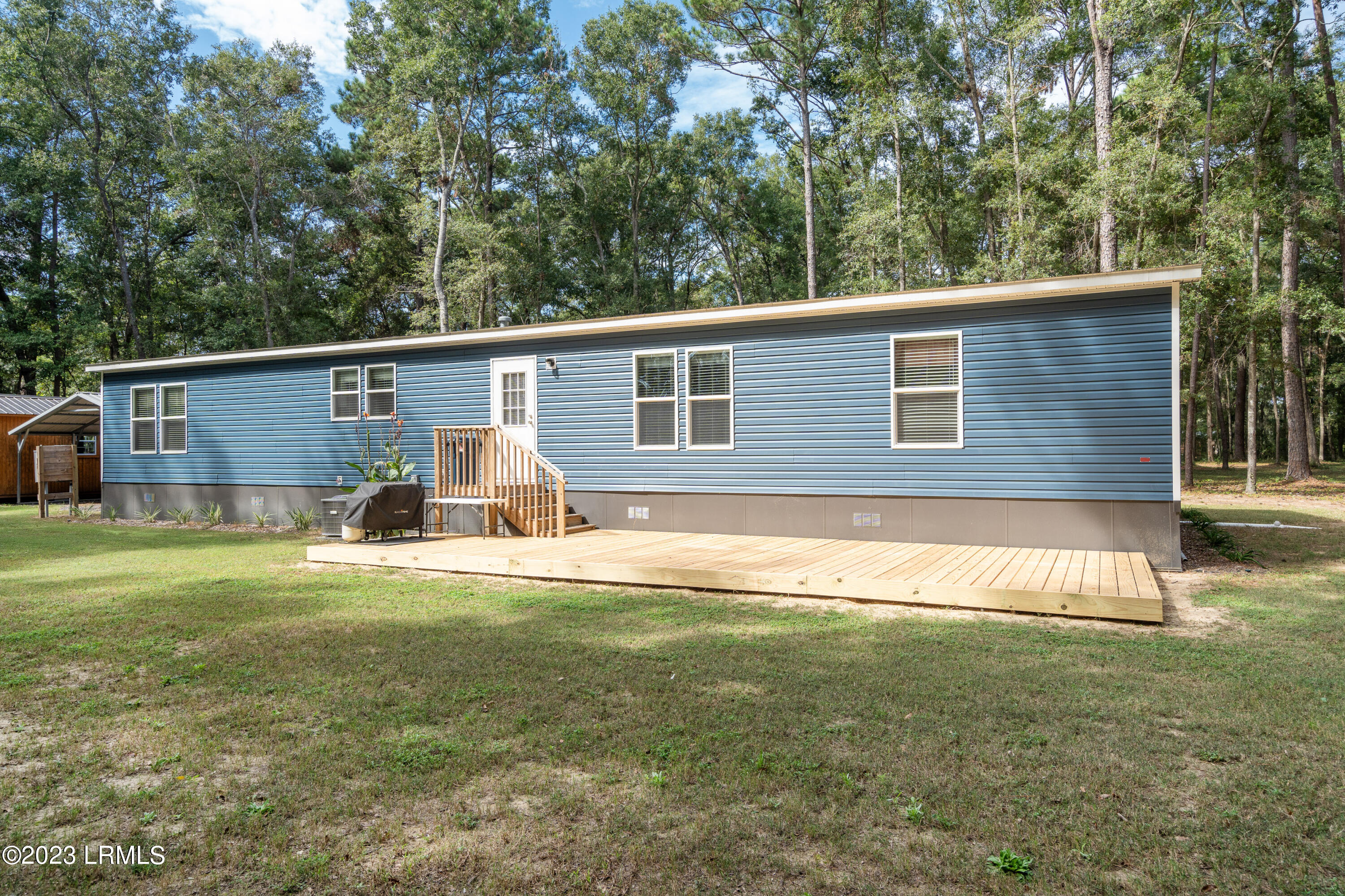 75 Vineyard Point Road, St. Helena Island