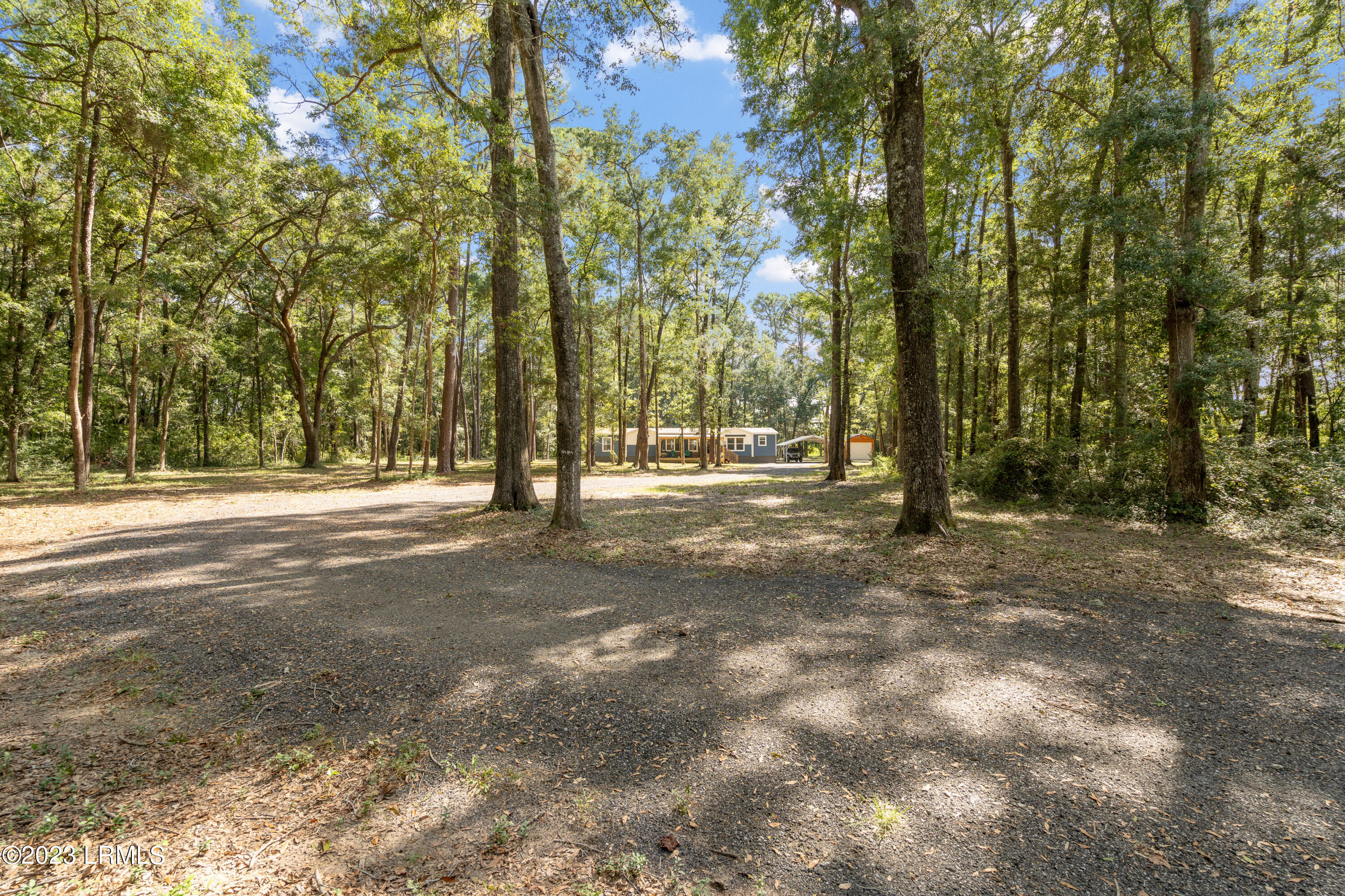 75 Vineyard Point Road, St. Helena Island