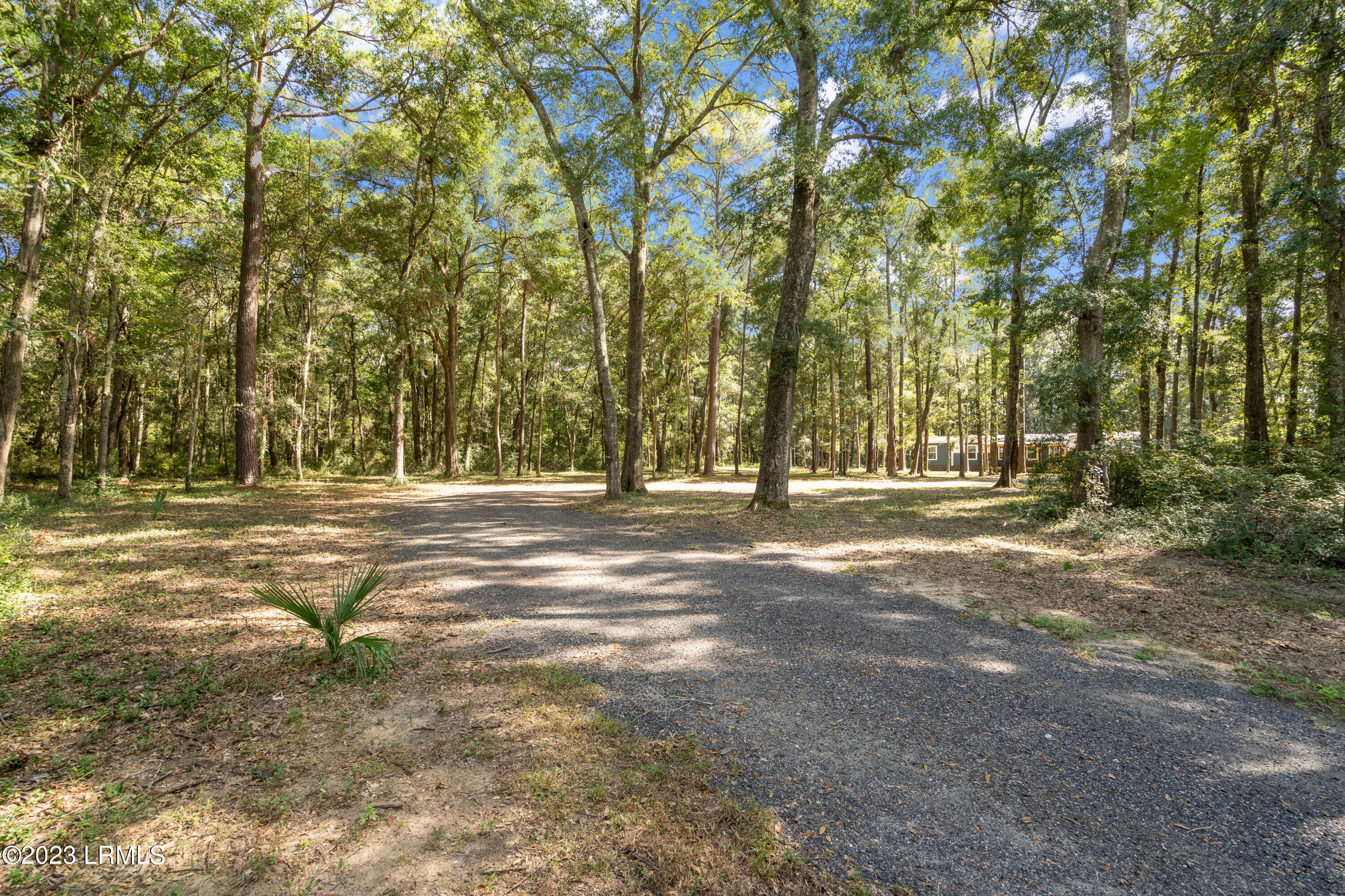 75 Vineyard Point Road, St. Helena Island