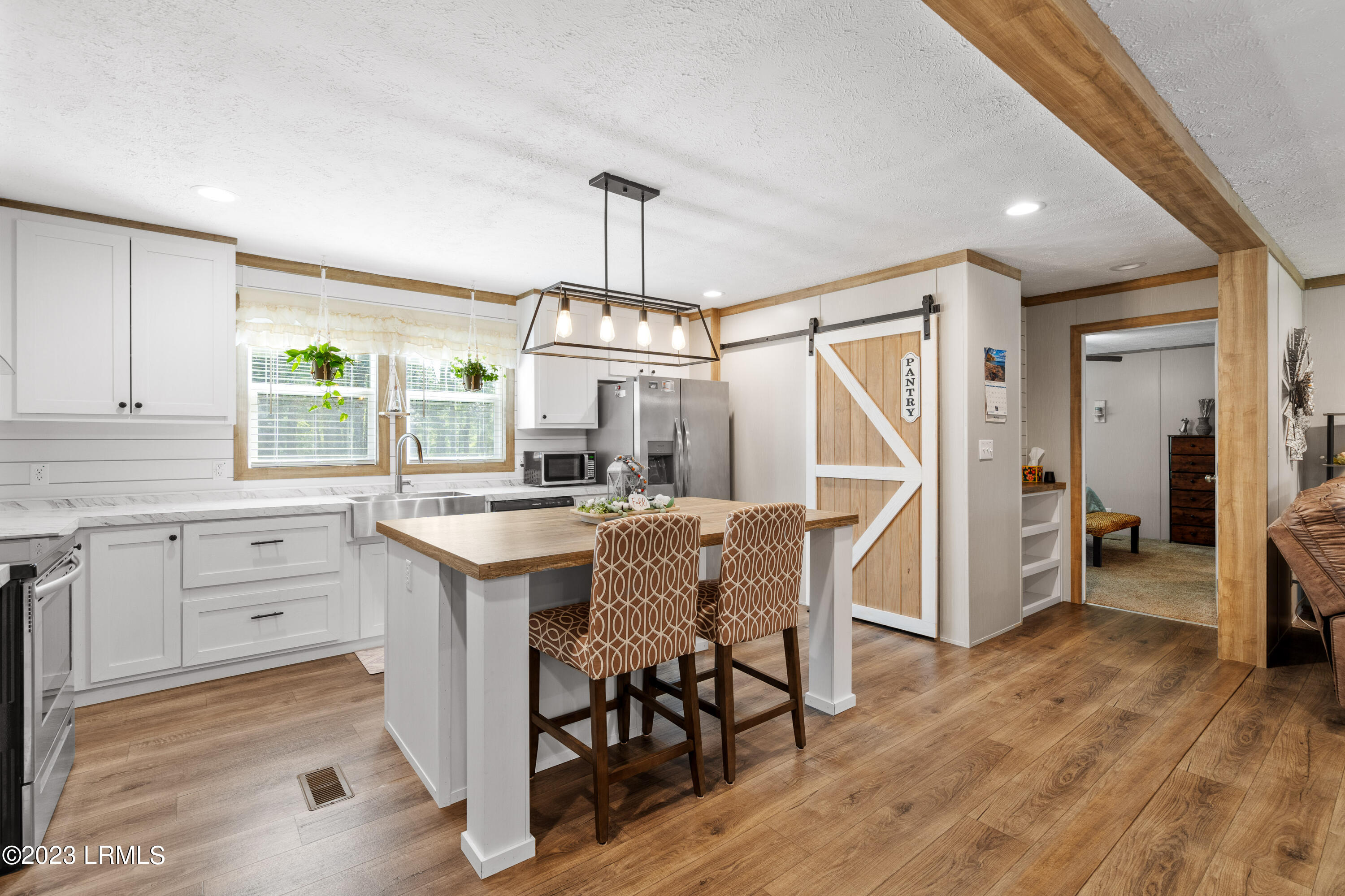 75 Vineyard Point Road, St. Helena Island