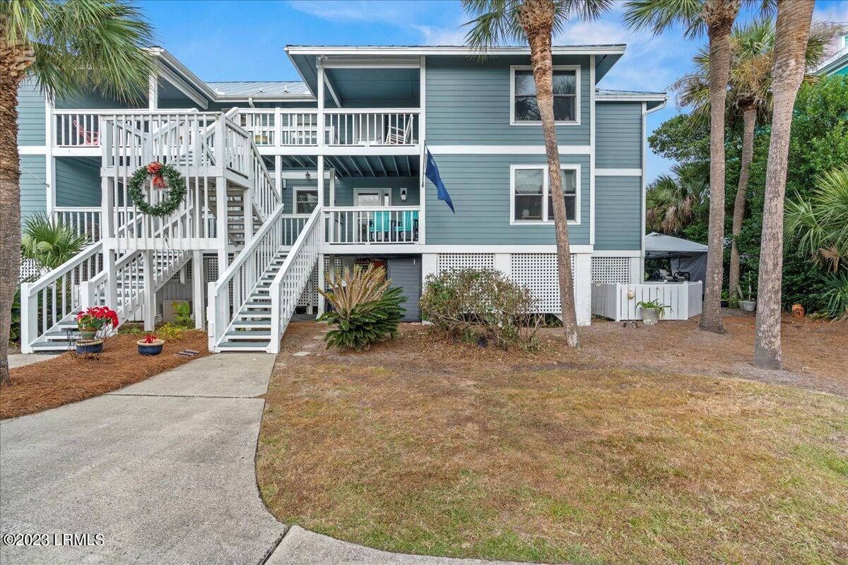 6 Mickeys Alley, B