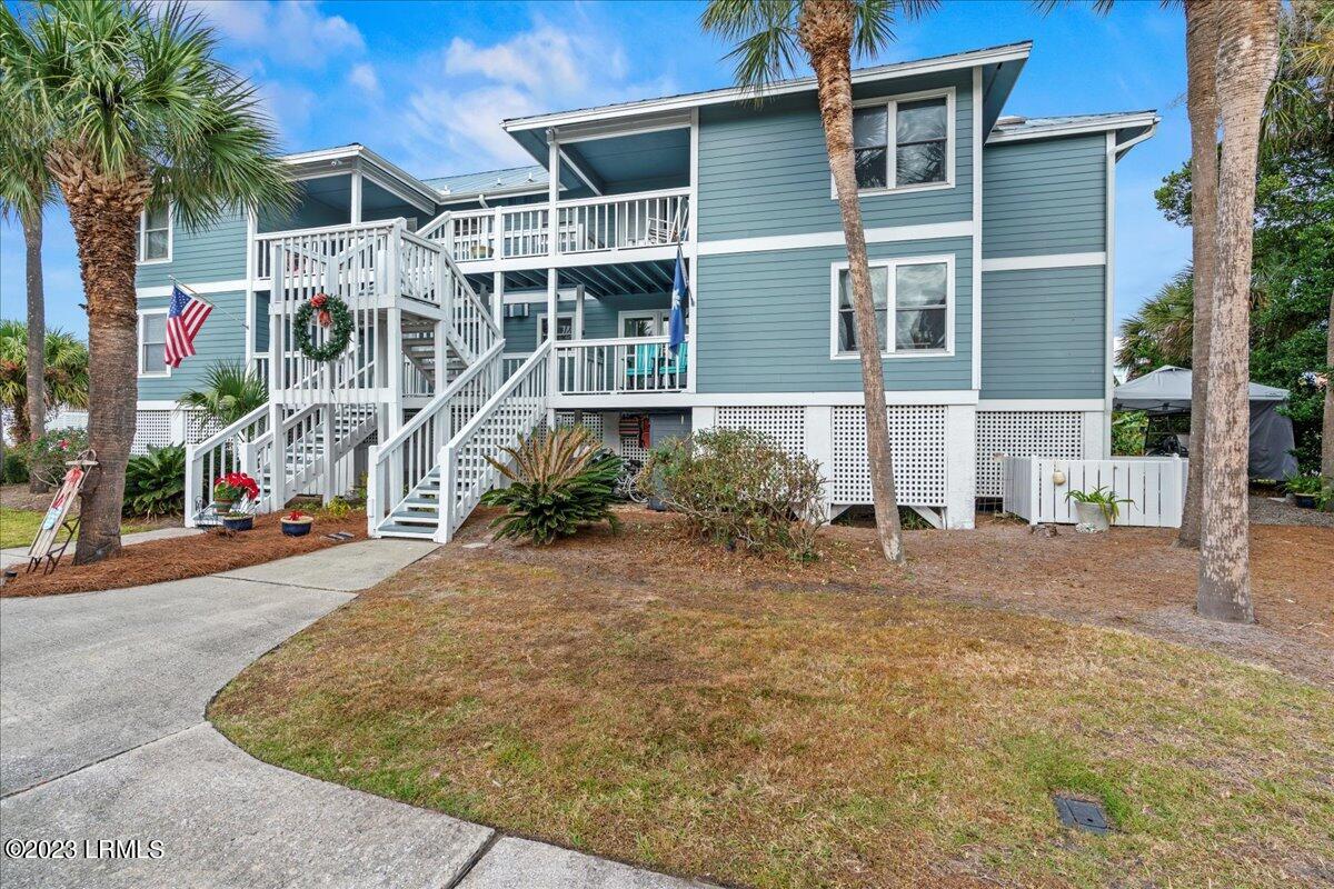 6 Mickeys Alley, B