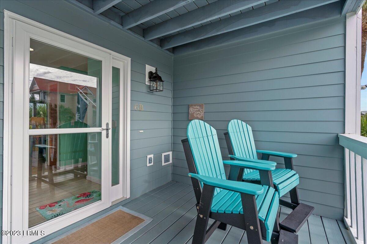 6 Mickeys Alley, B