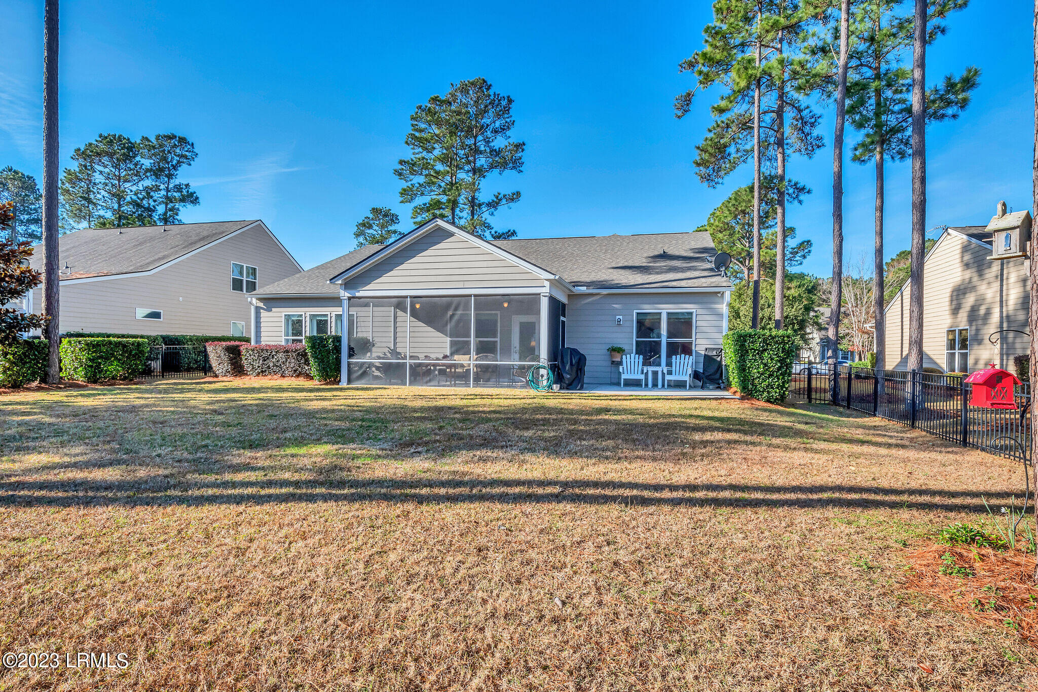 84 Bainbridge Way