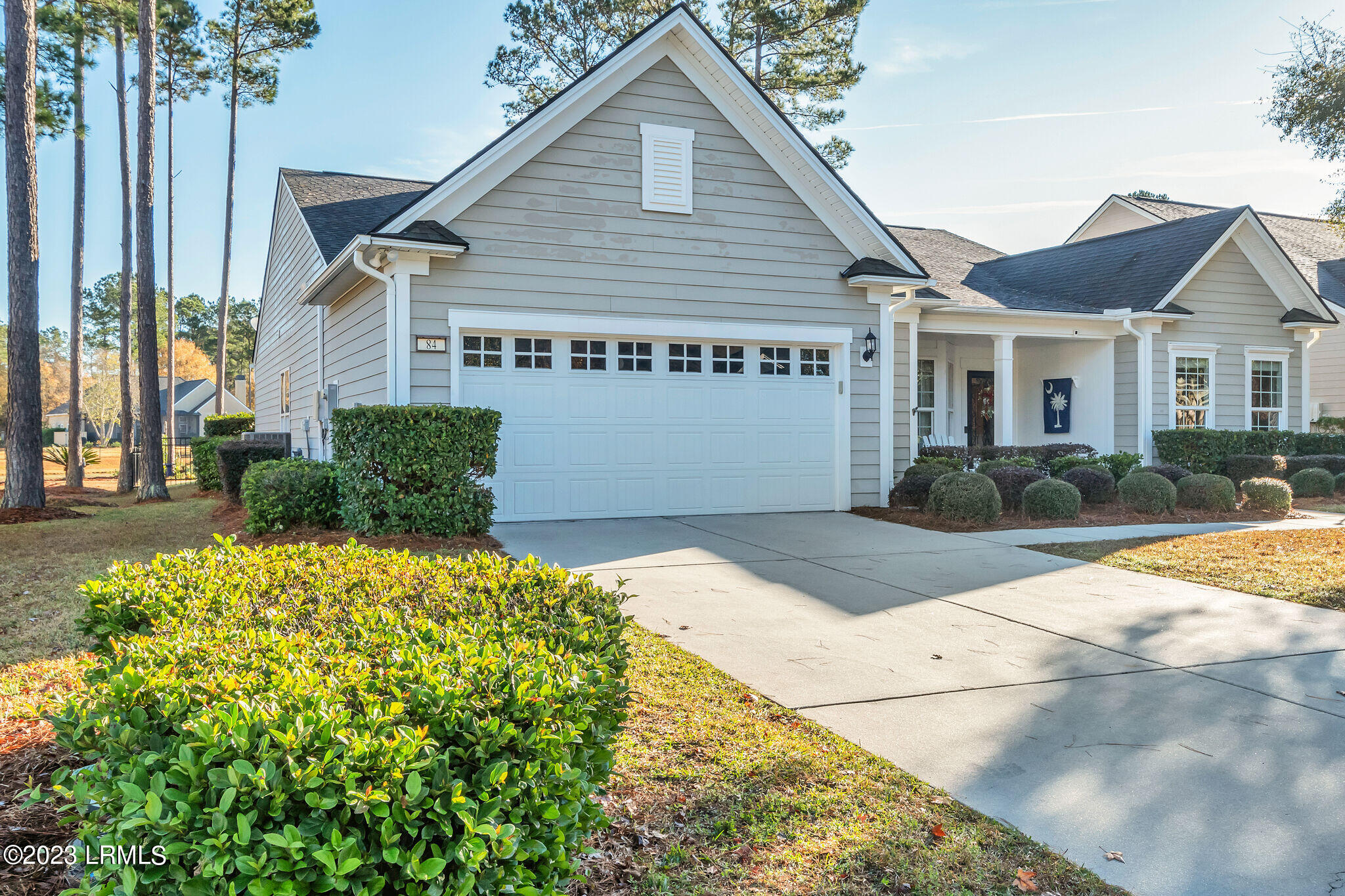 84 Bainbridge Way