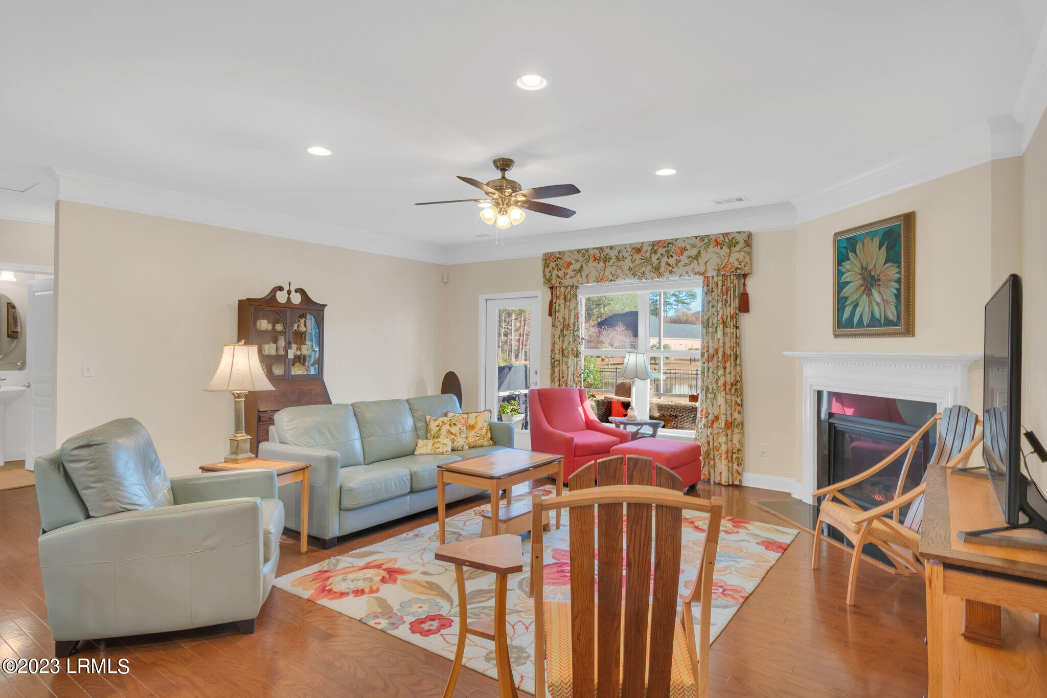 84 Bainbridge Way