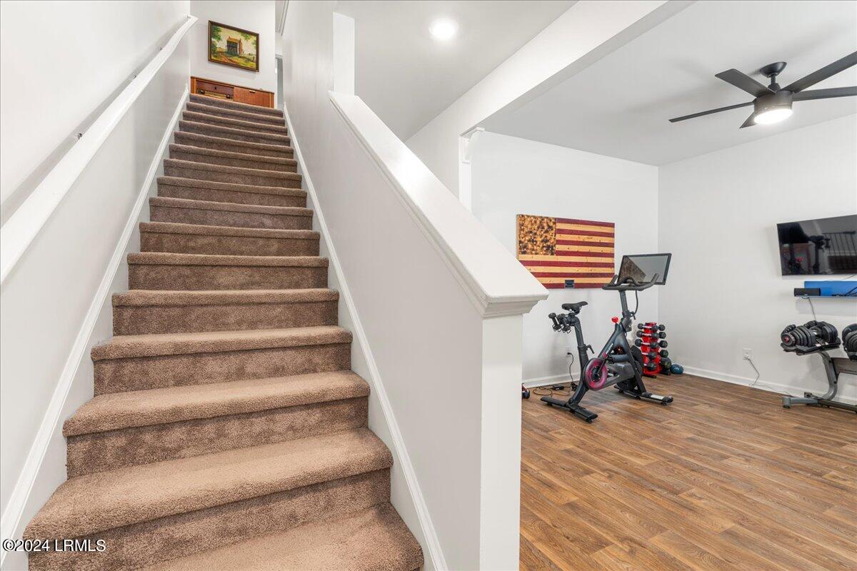 6 Cedar View Circle