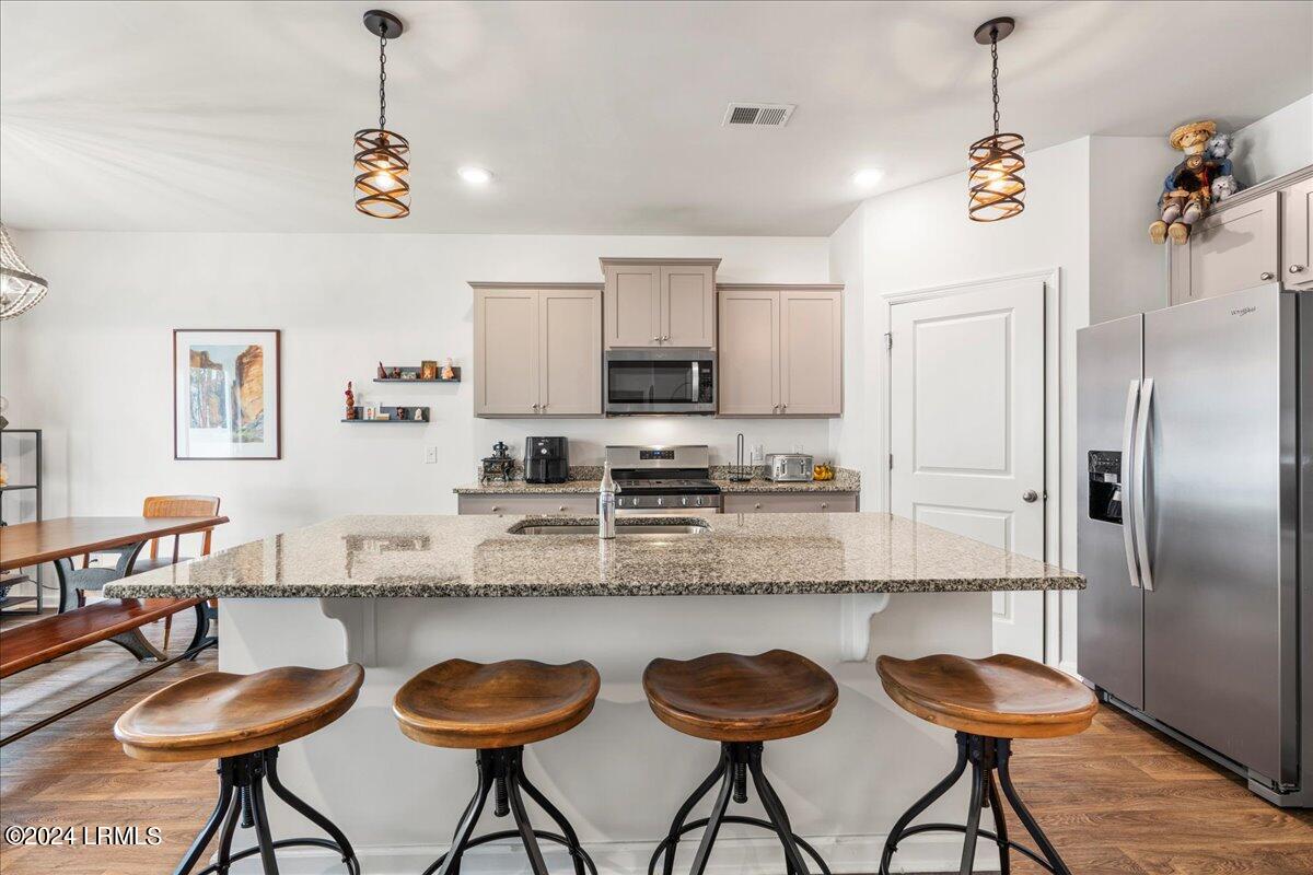 6 Cedar View Circle