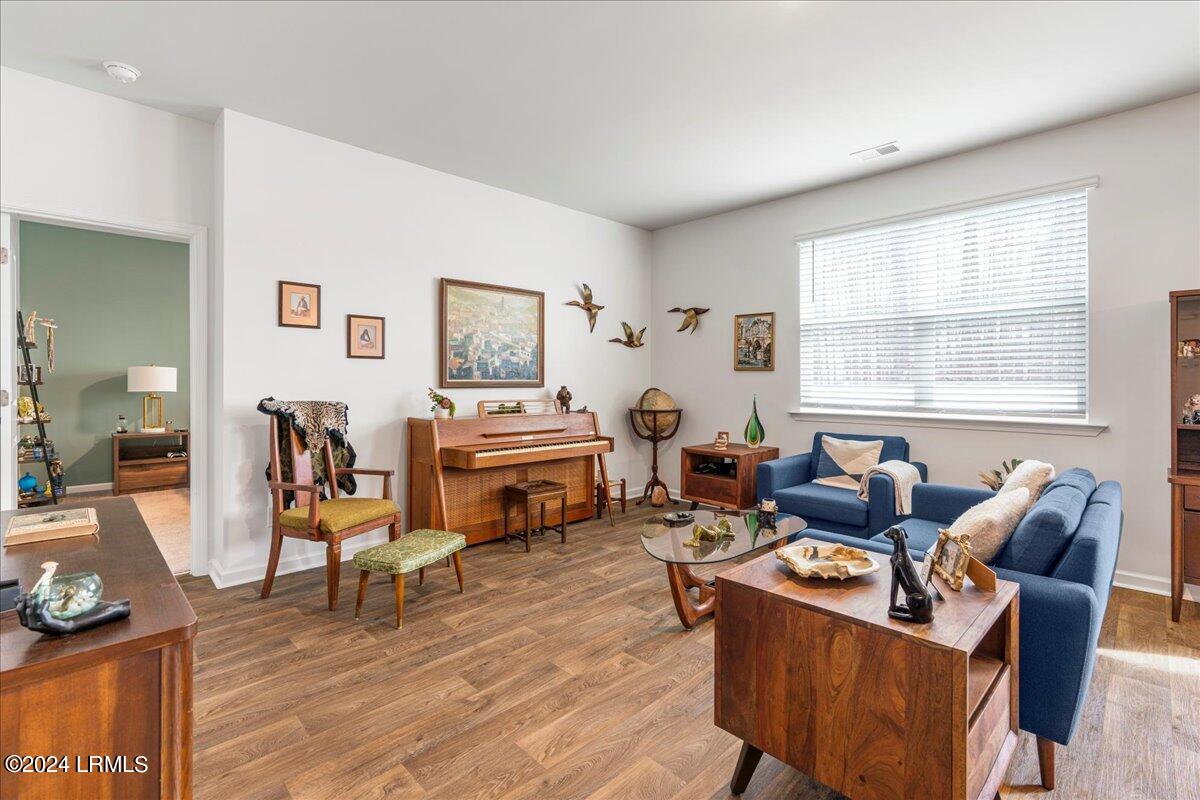 6 Cedar View Circle