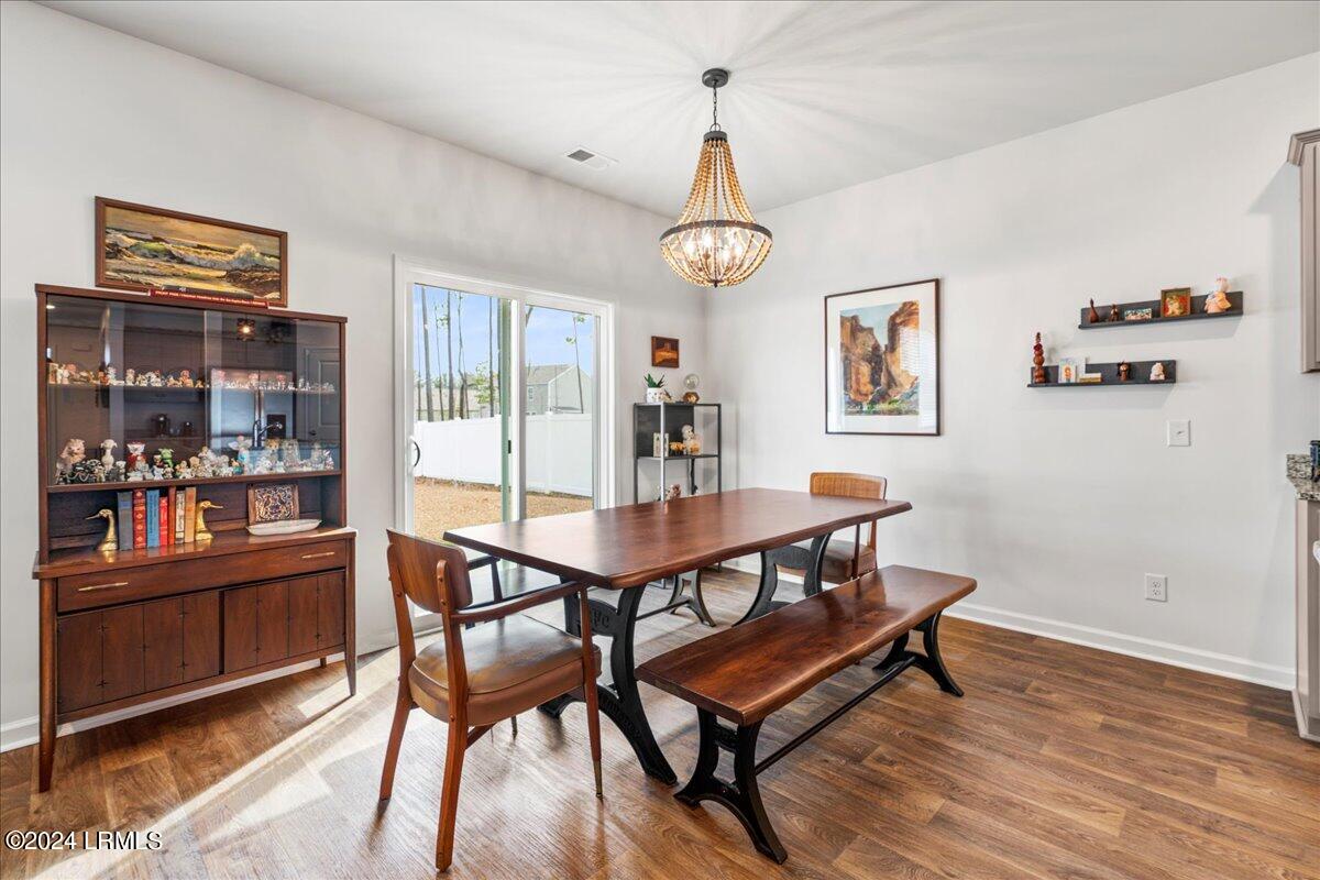 6 Cedar View Circle