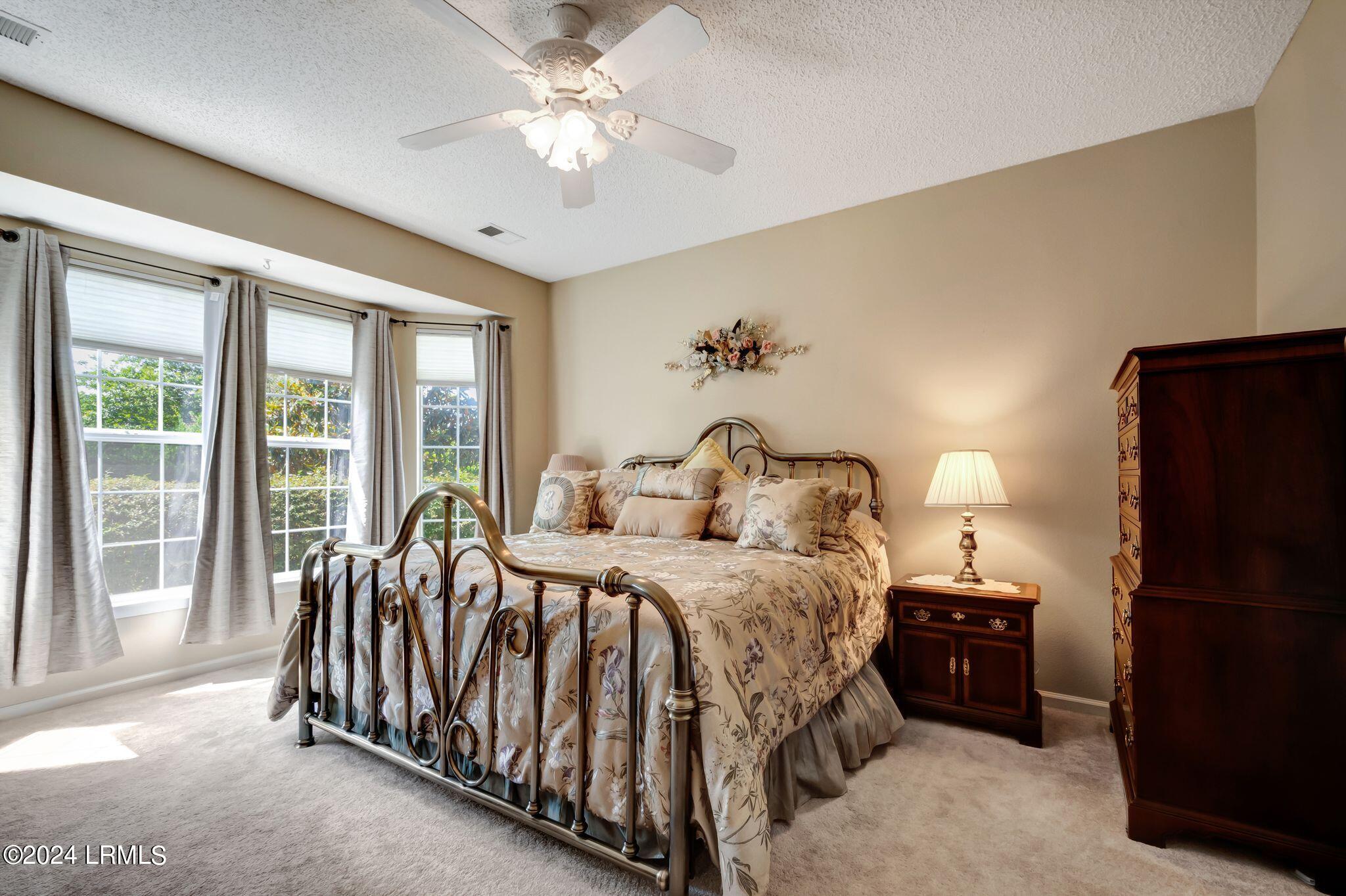 7 Larkspur Lane