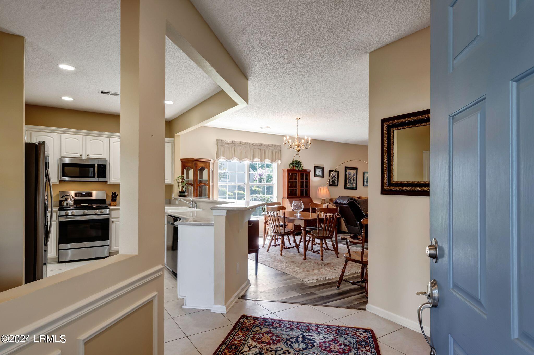 7 Larkspur Lane