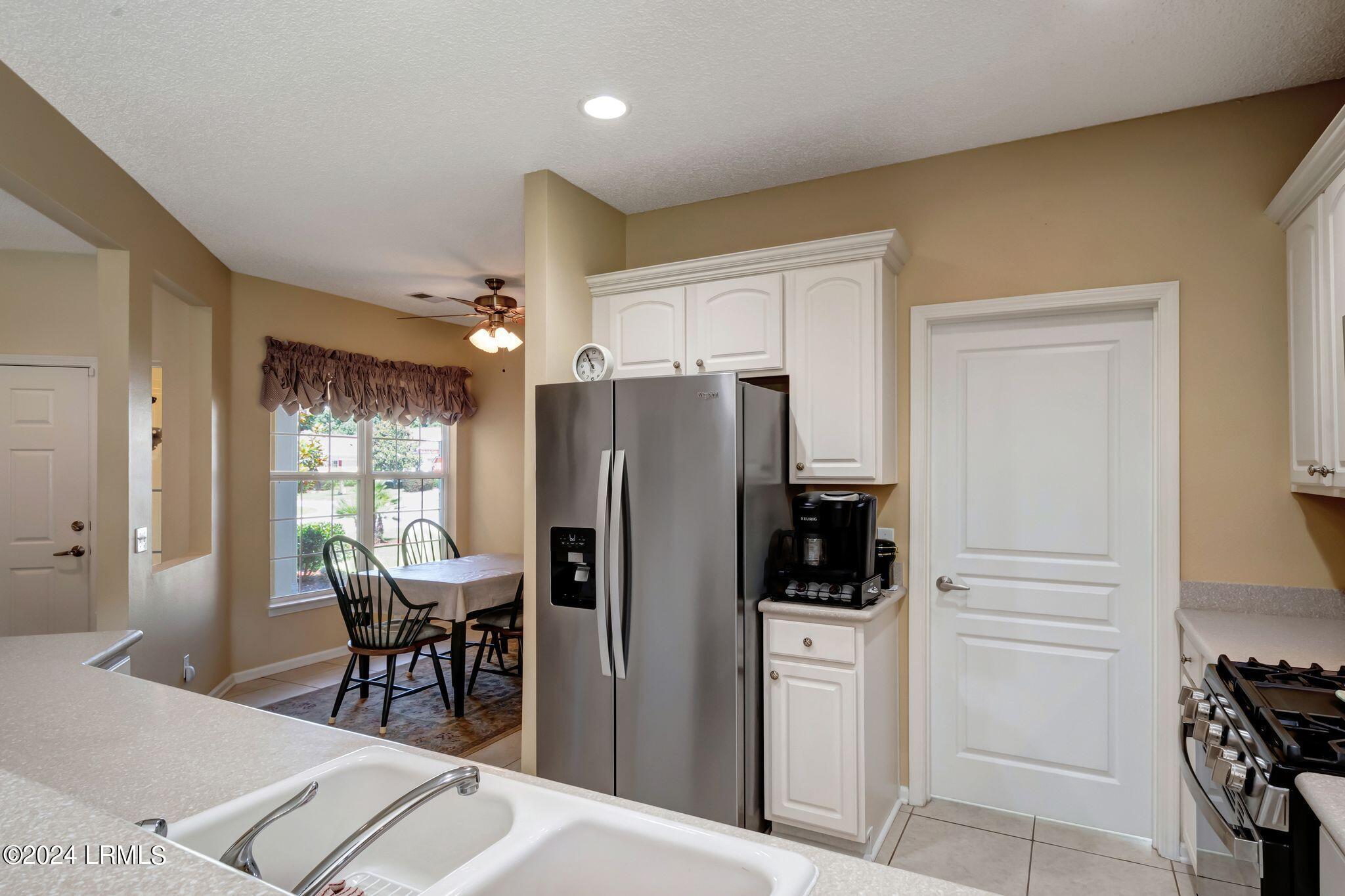 7 Larkspur Lane