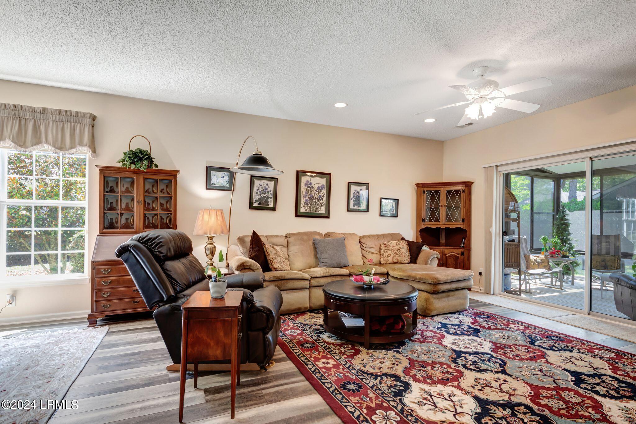 7 Larkspur Lane