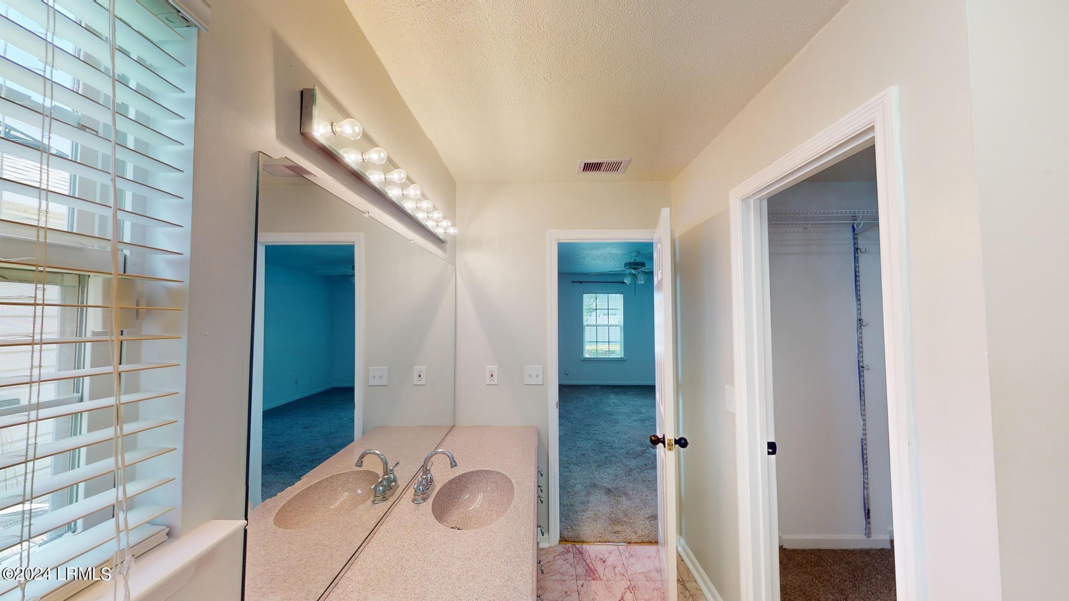 44 W Morningside Drive