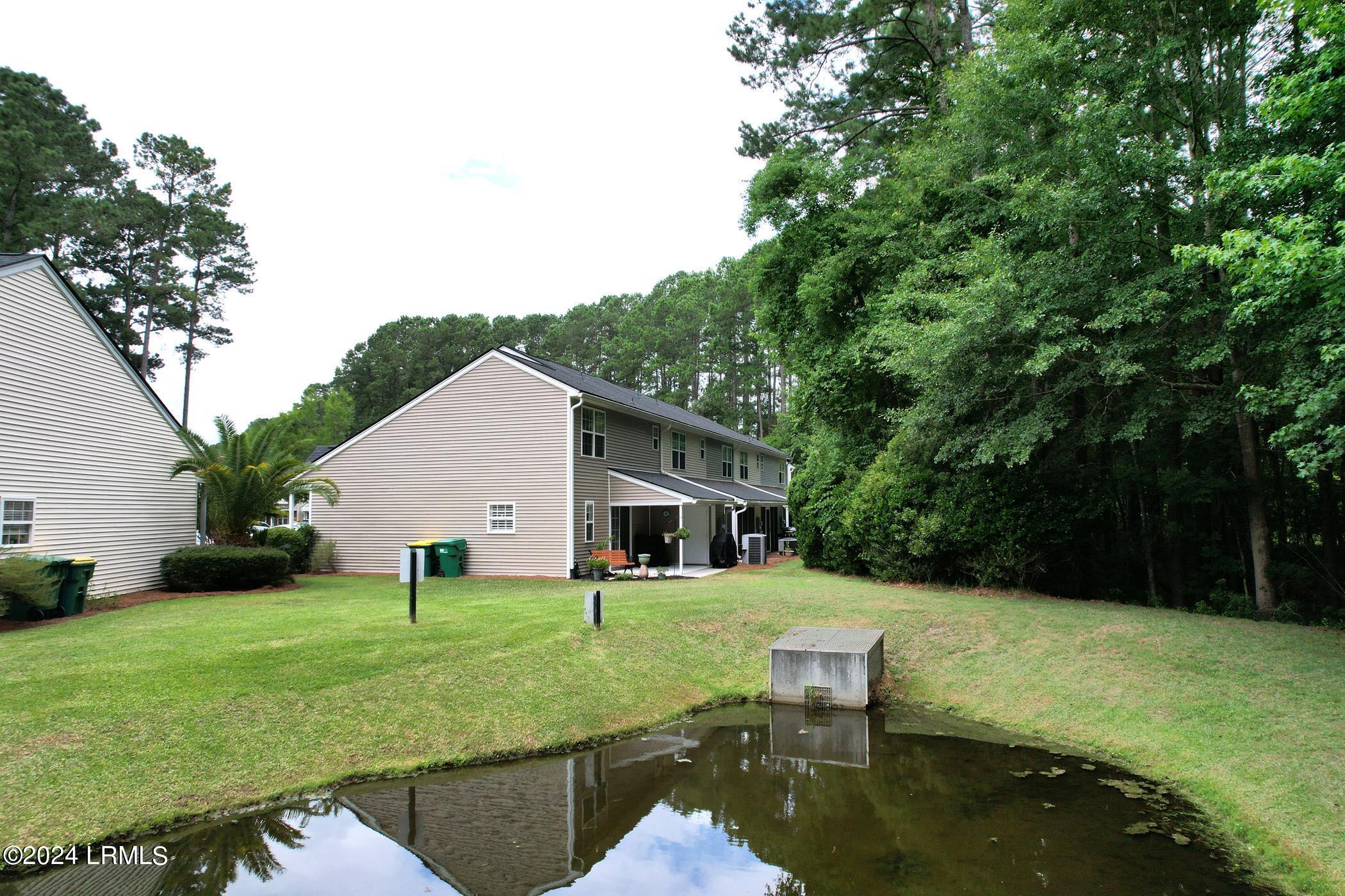 248 North Circle