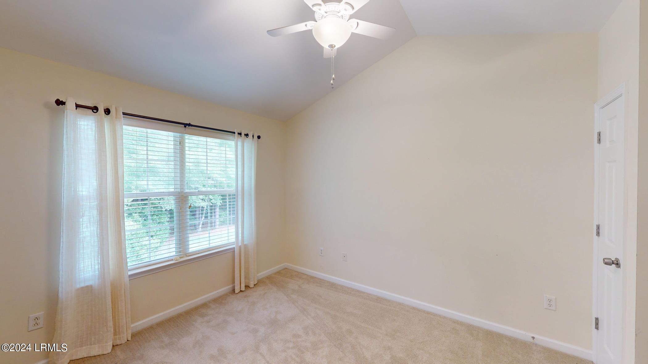 248 North Circle