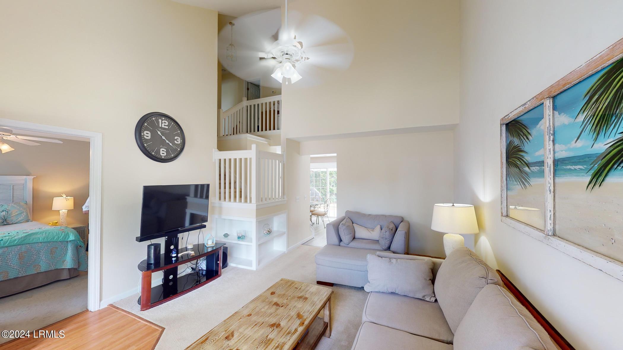 248 North Circle