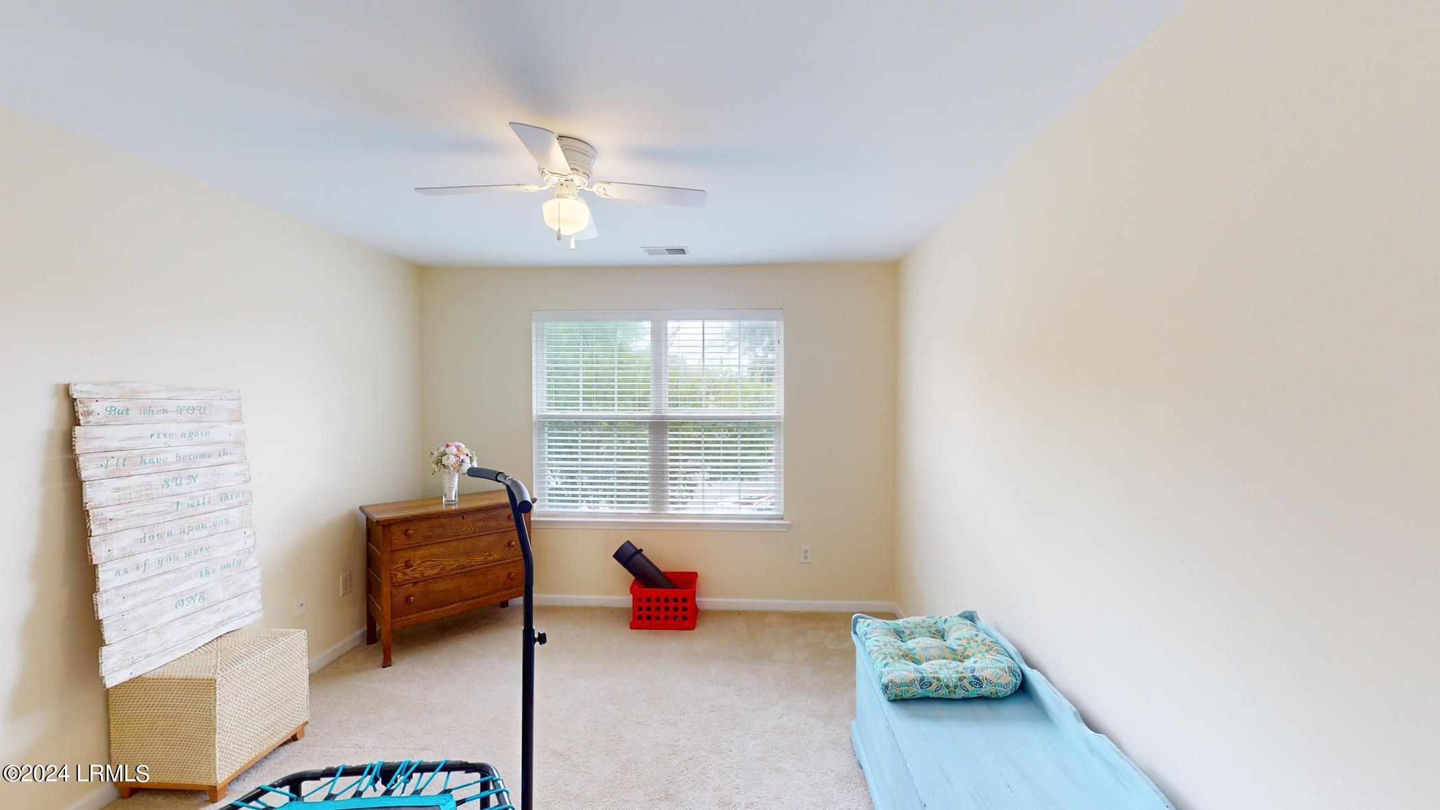 248 North Circle