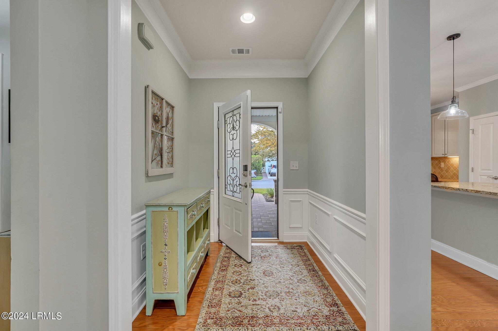 191 Knollwood Court
