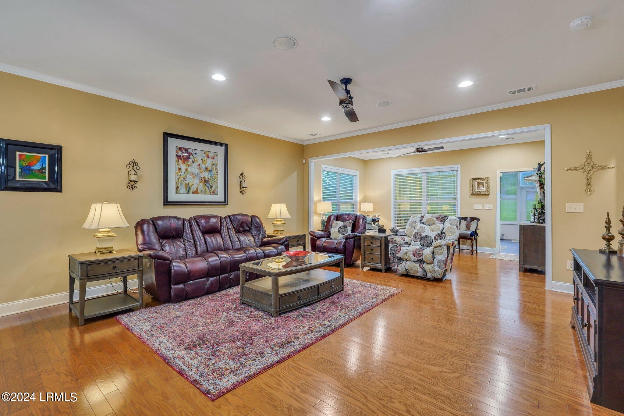 191 Knollwood Court