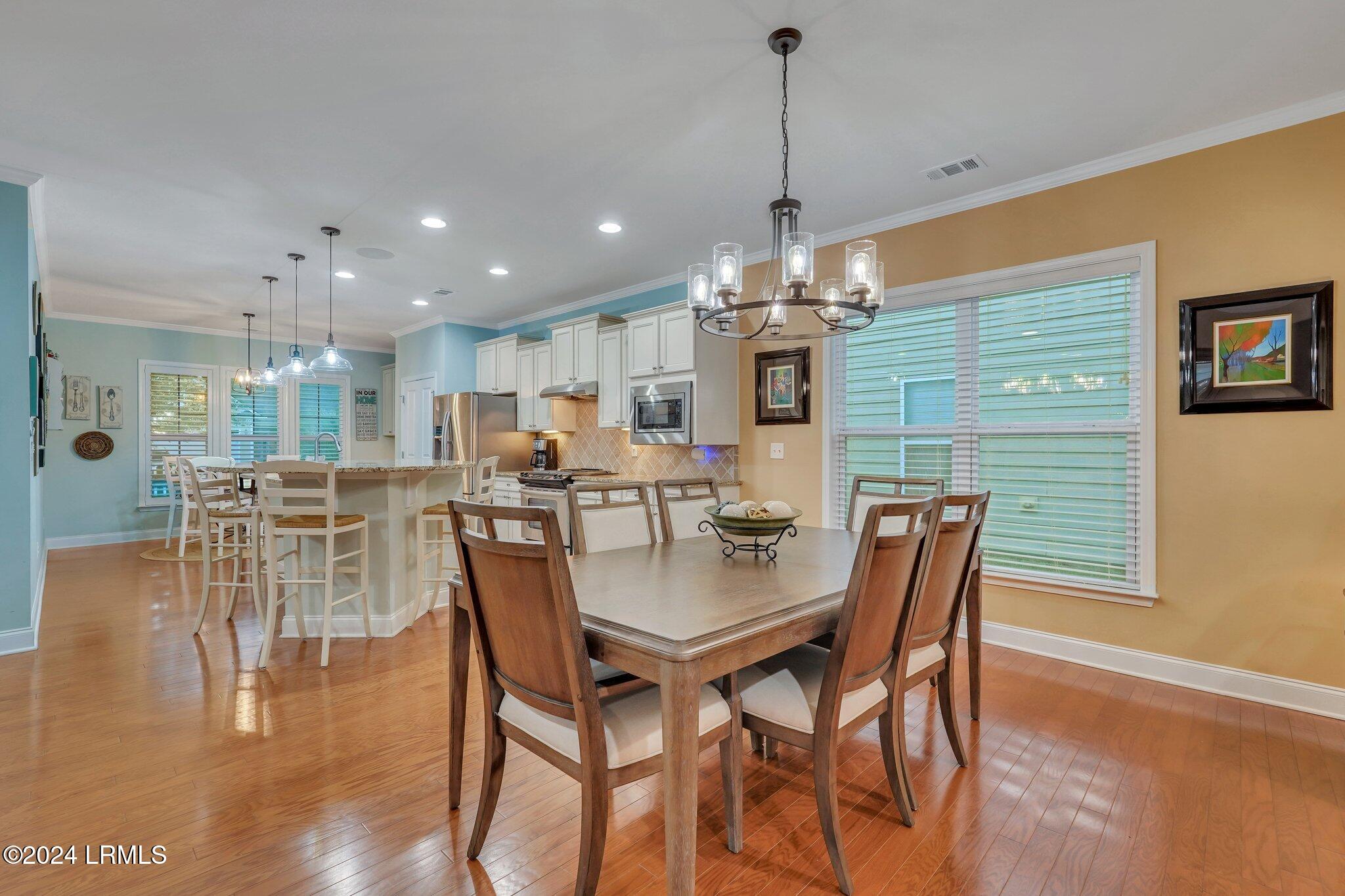 191 Knollwood Court