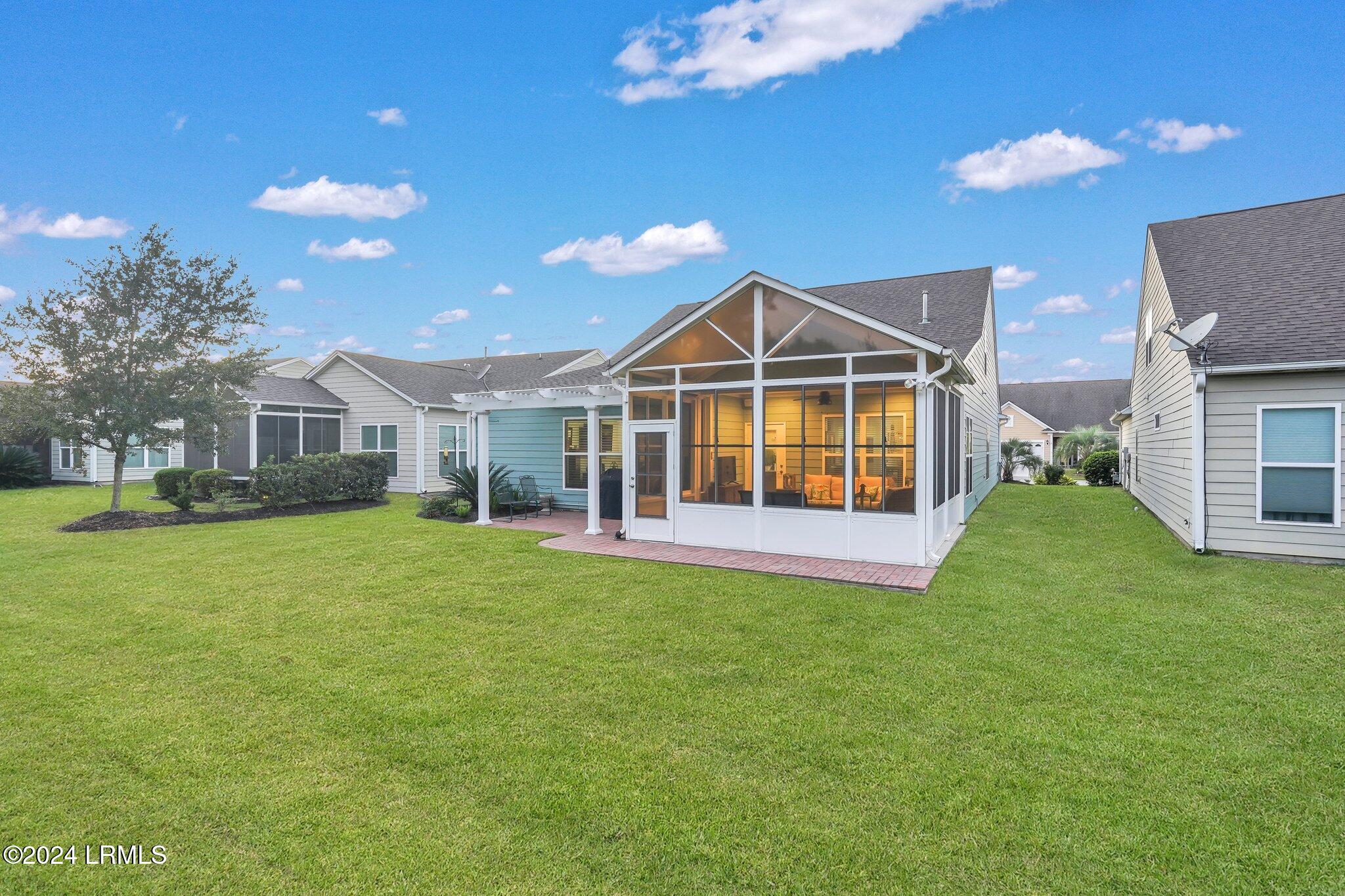 191 Knollwood Court