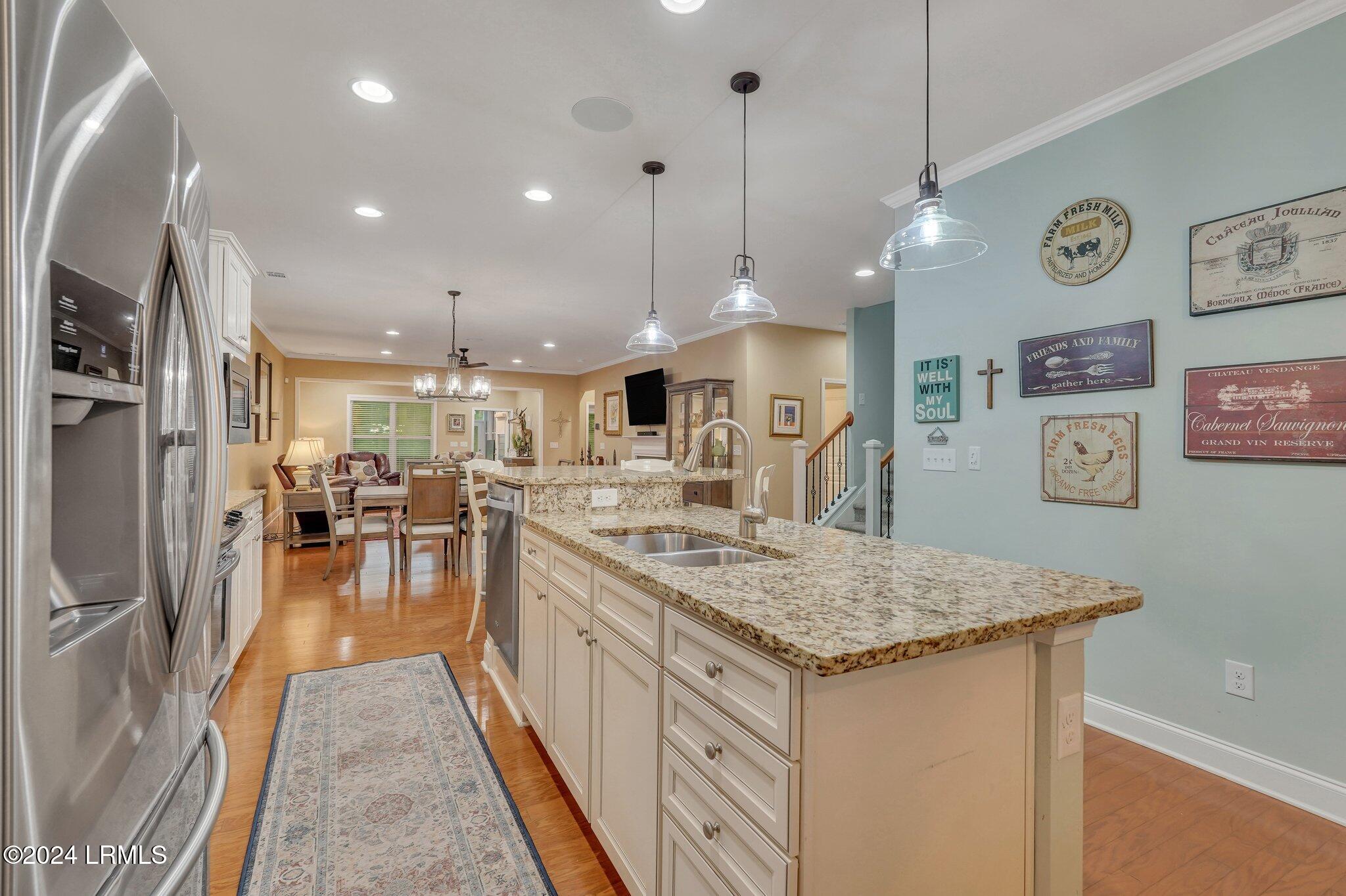191 Knollwood Court