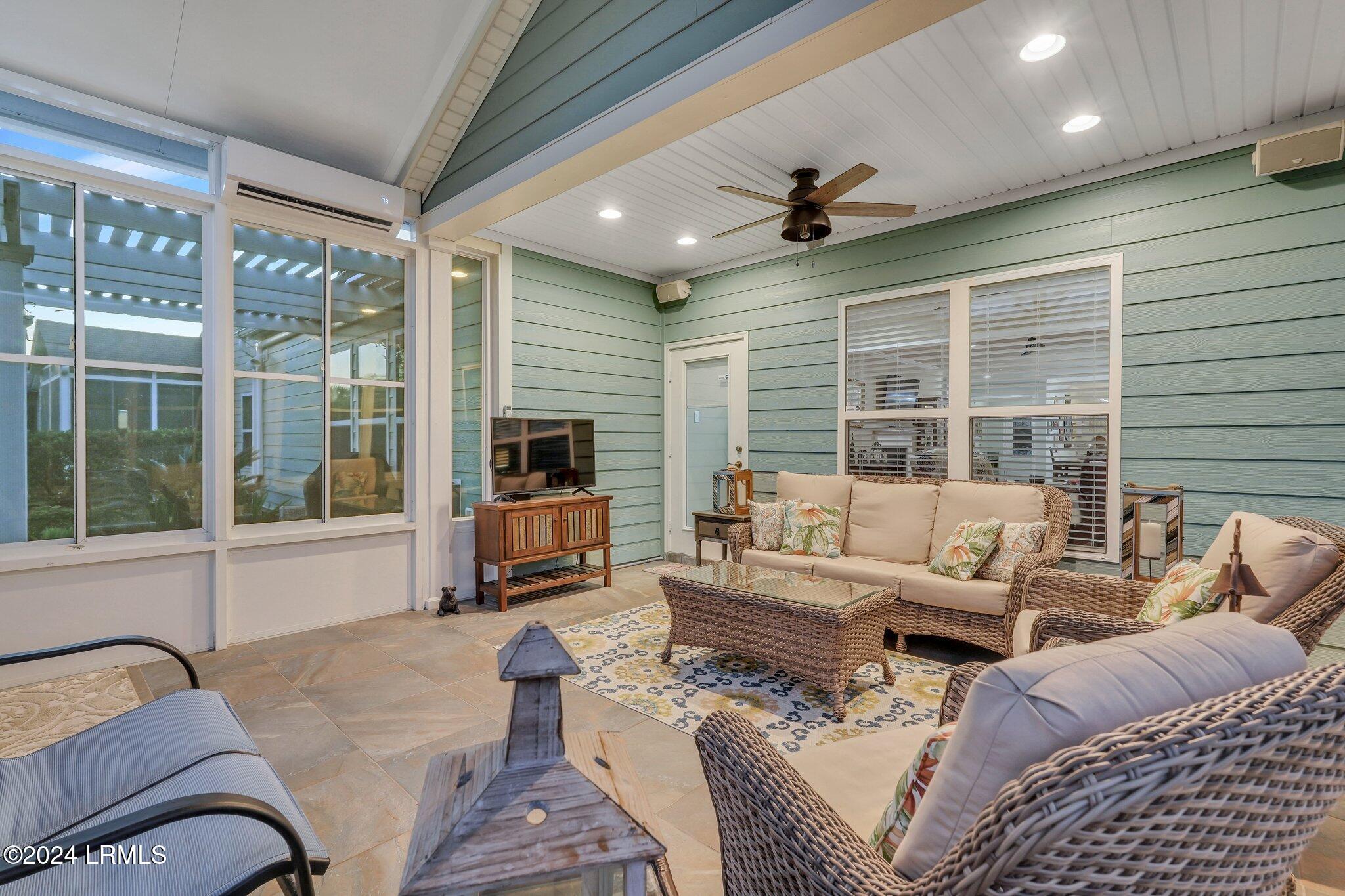191 Knollwood Court