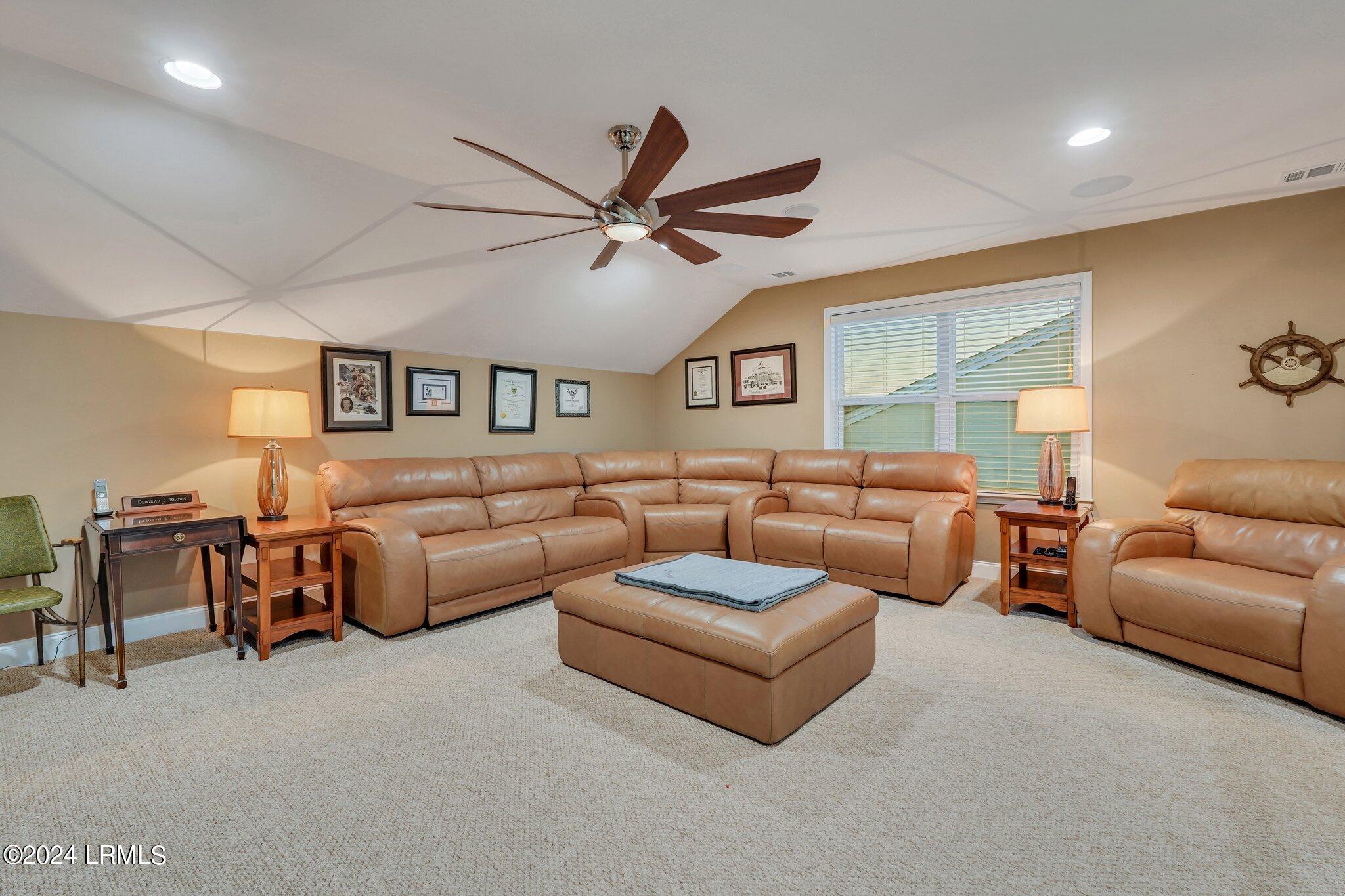 191 Knollwood Court
