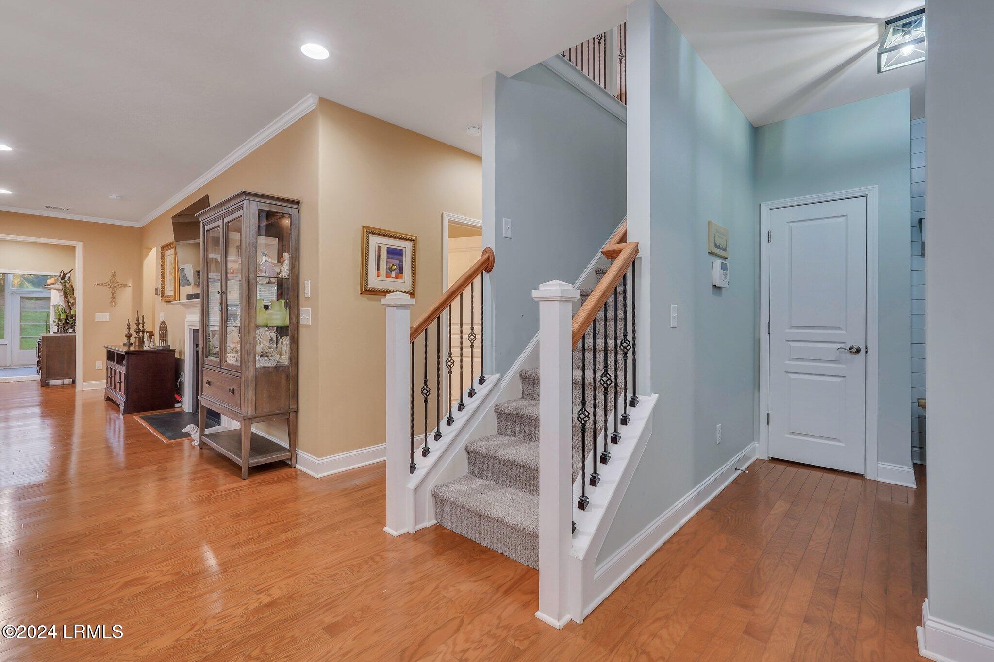191 Knollwood Court