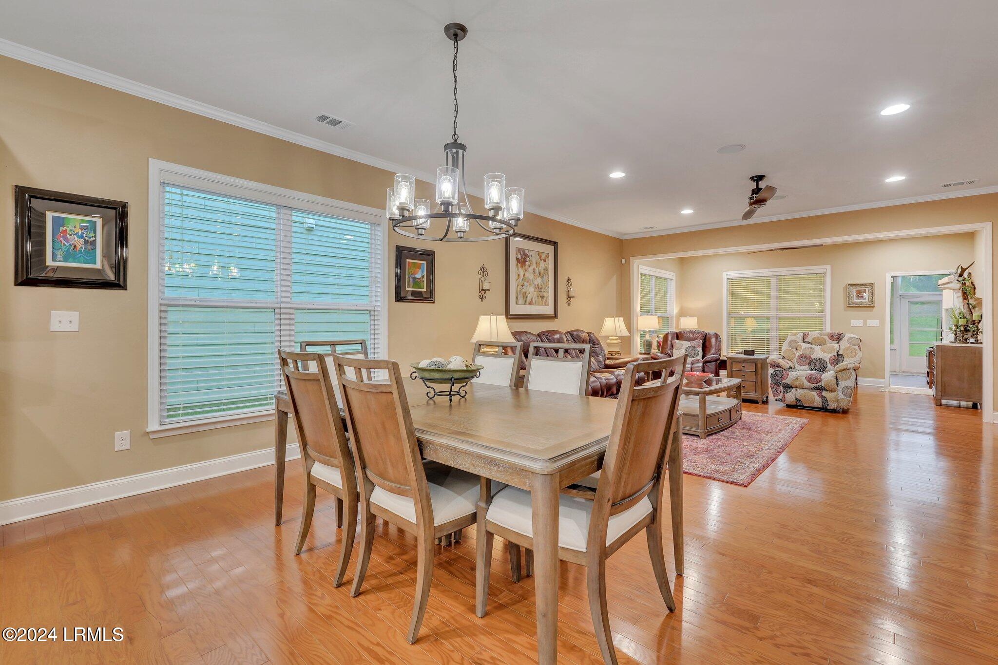 191 Knollwood Court