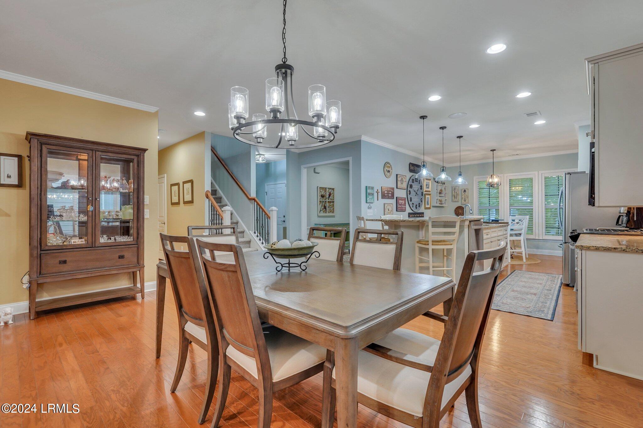 191 Knollwood Court