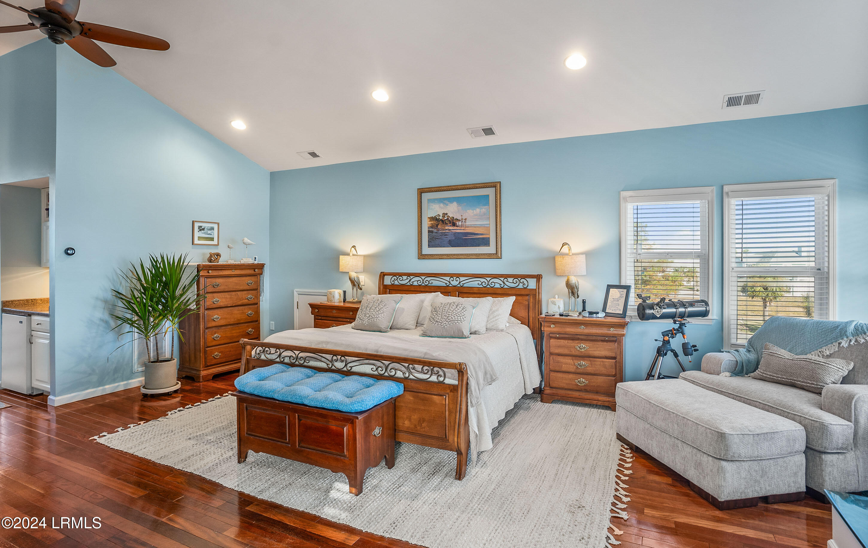 2 Ebb Tide Court Court