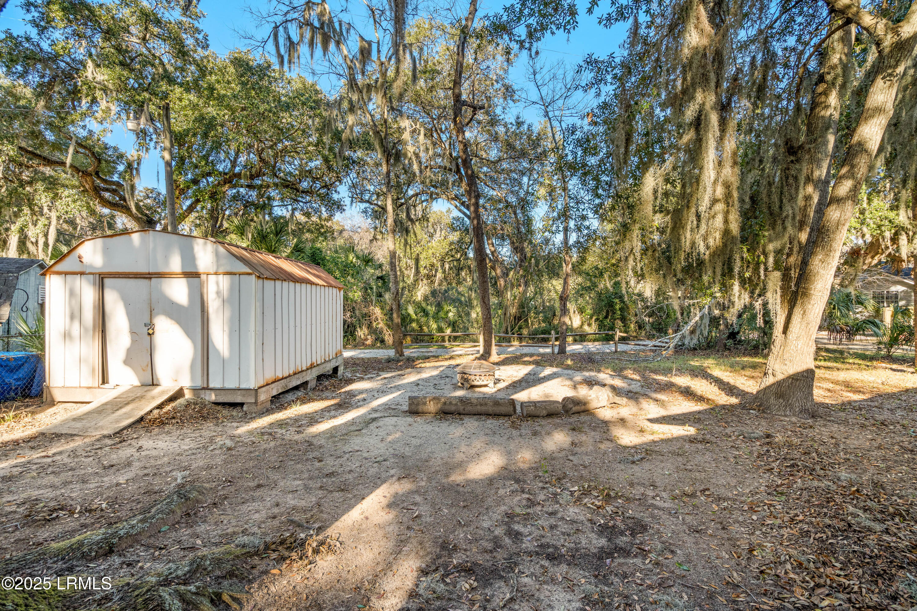 606 Greenway Court