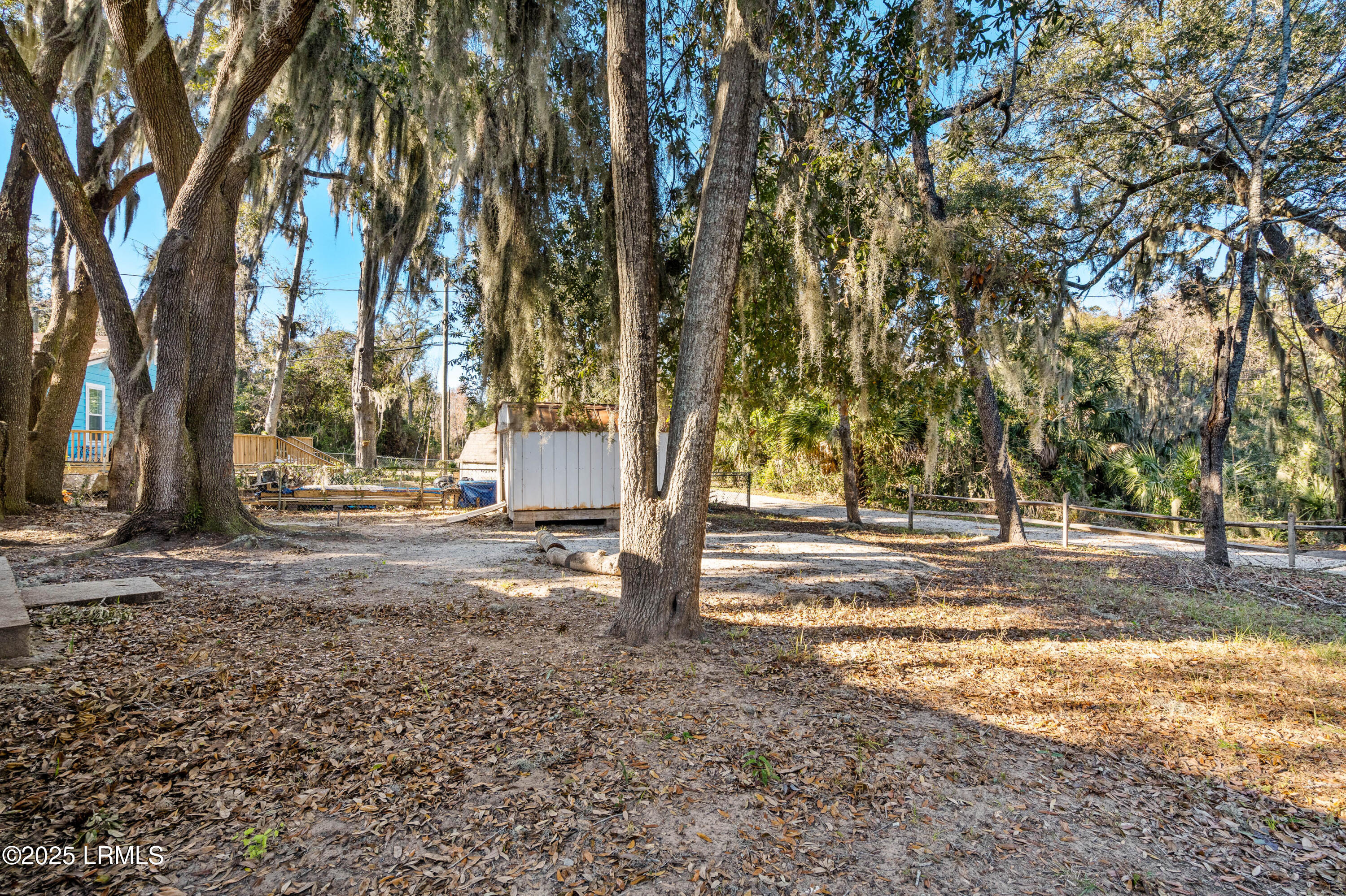 606 Greenway Court