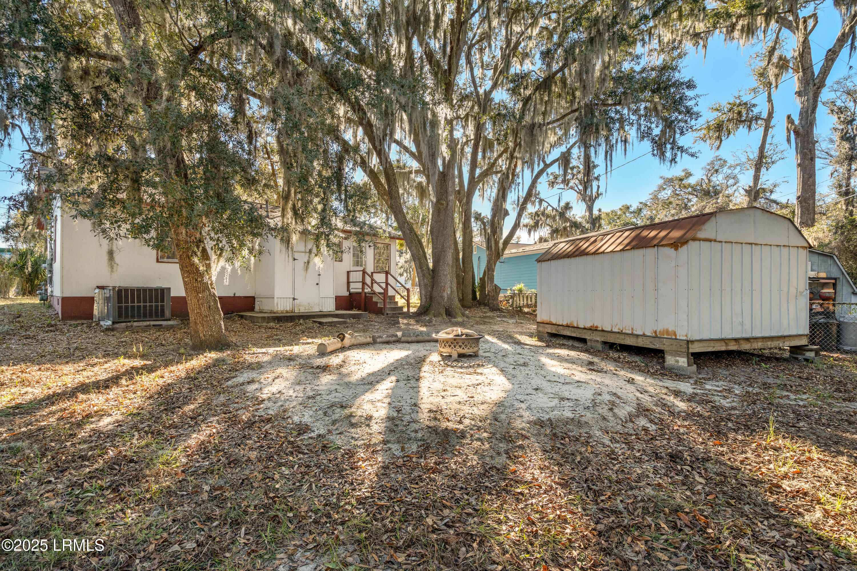 606 Greenway Court