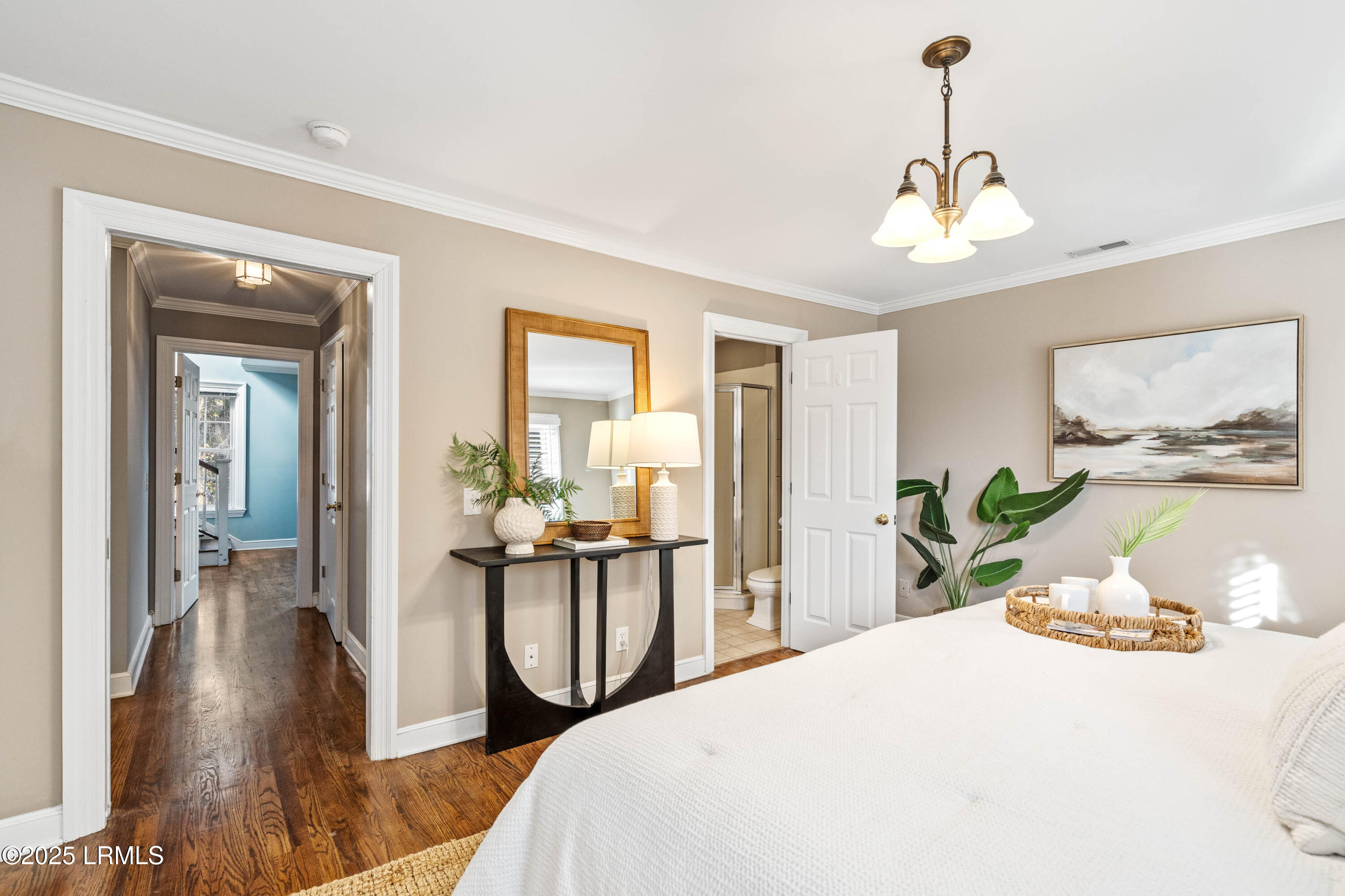 895 Ribaut Road, 8