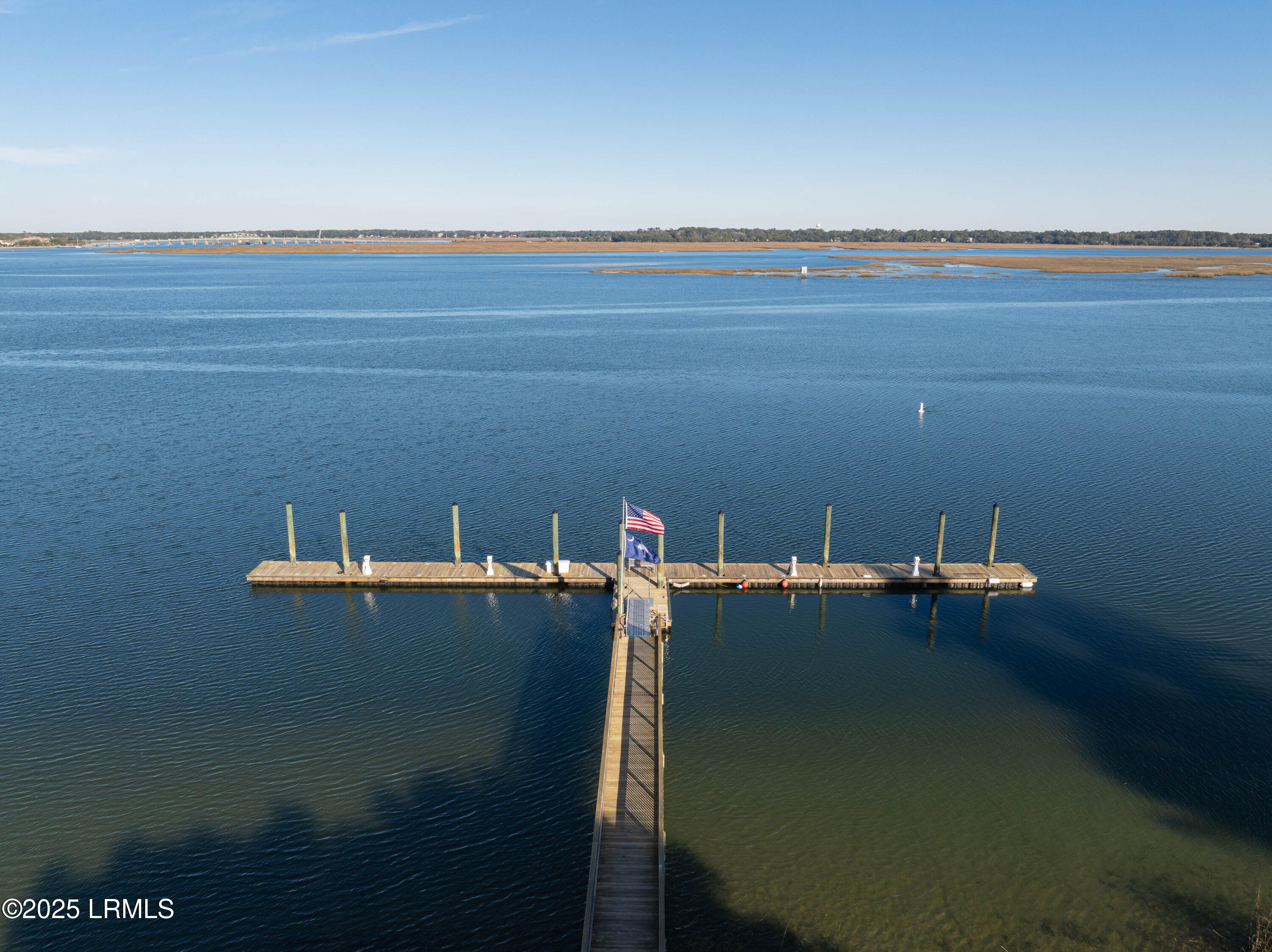 895 Ribaut Road, 8