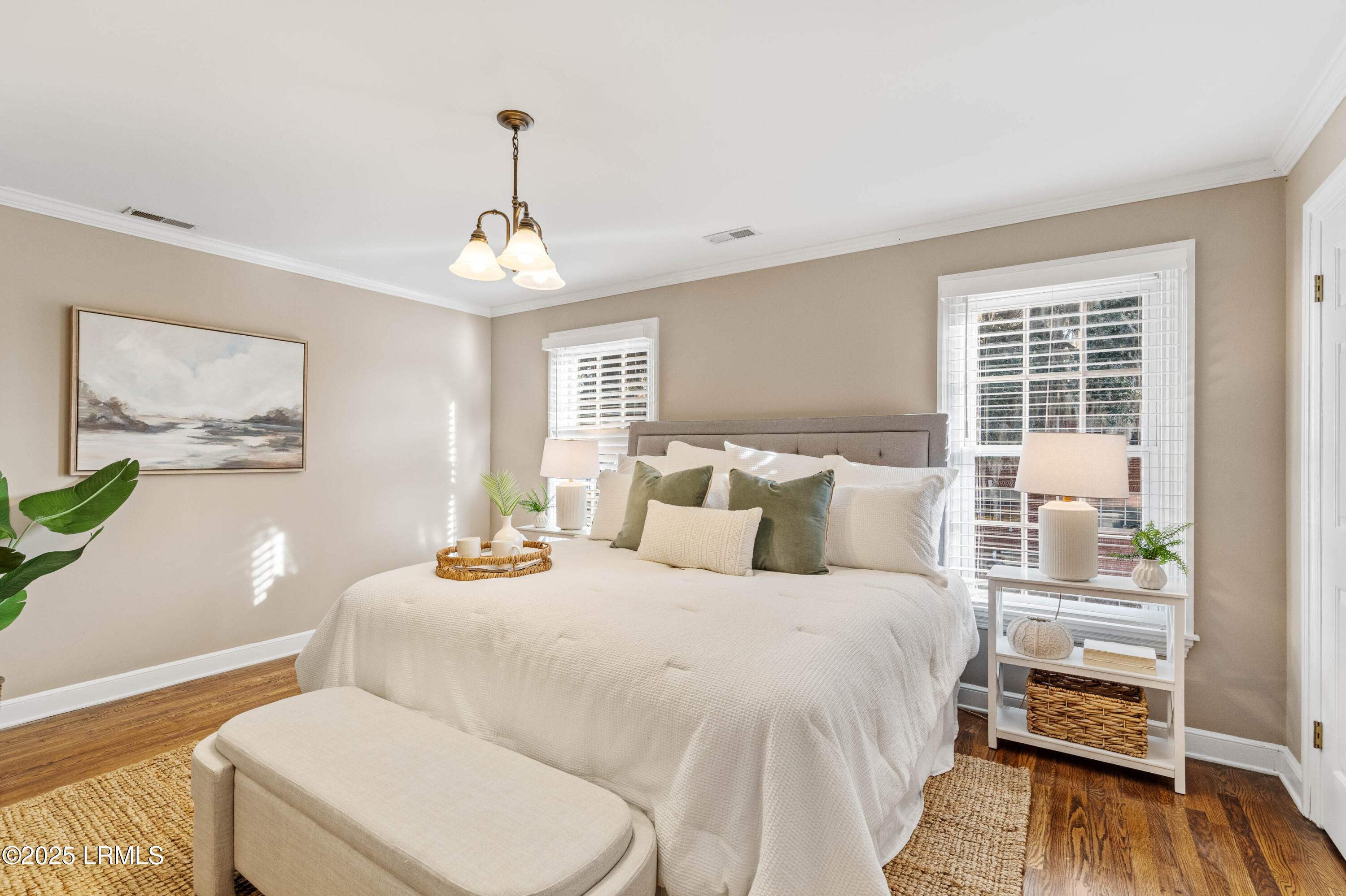 895 Ribaut Road, 8