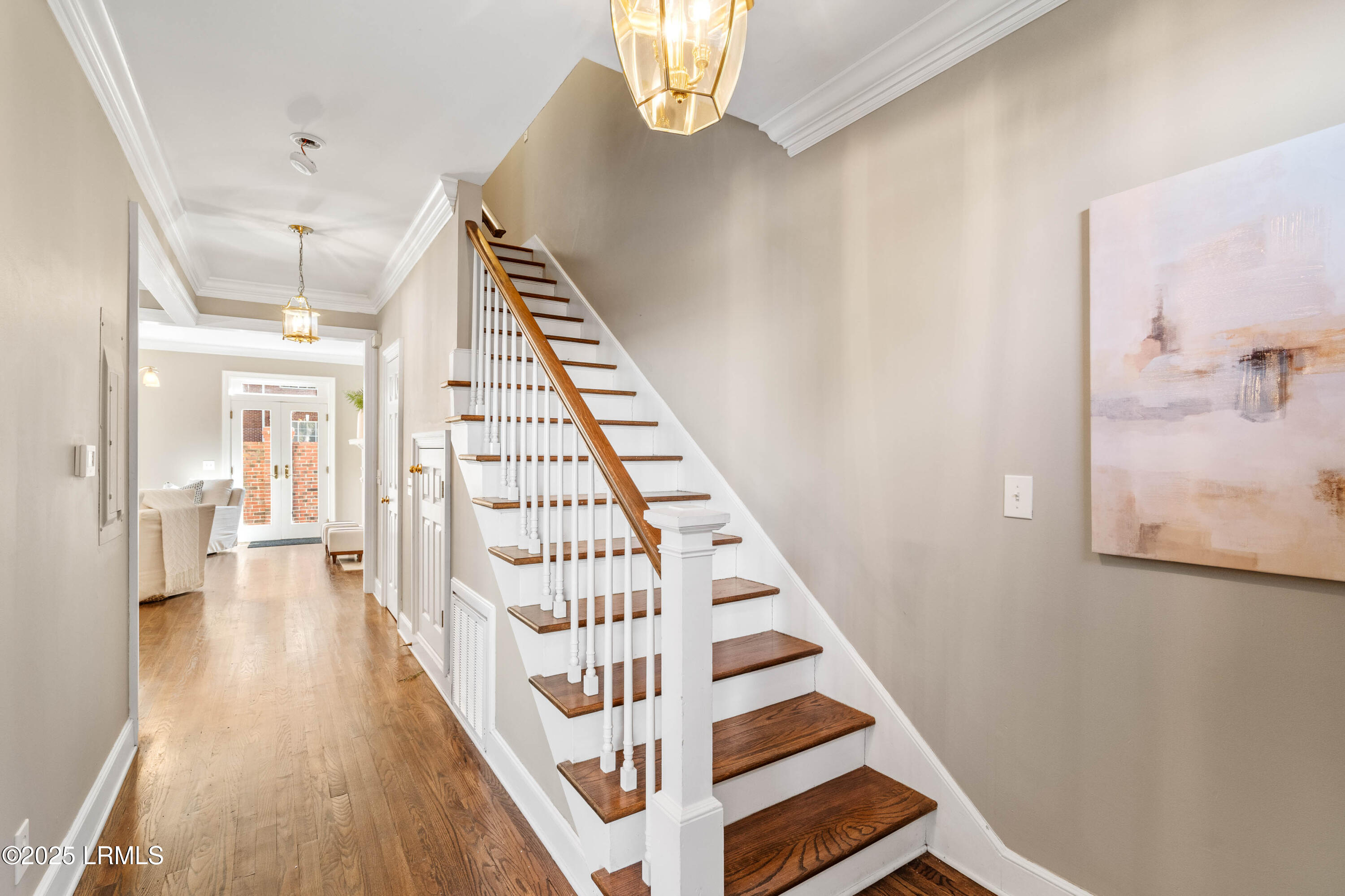 895 Ribaut Road, 8