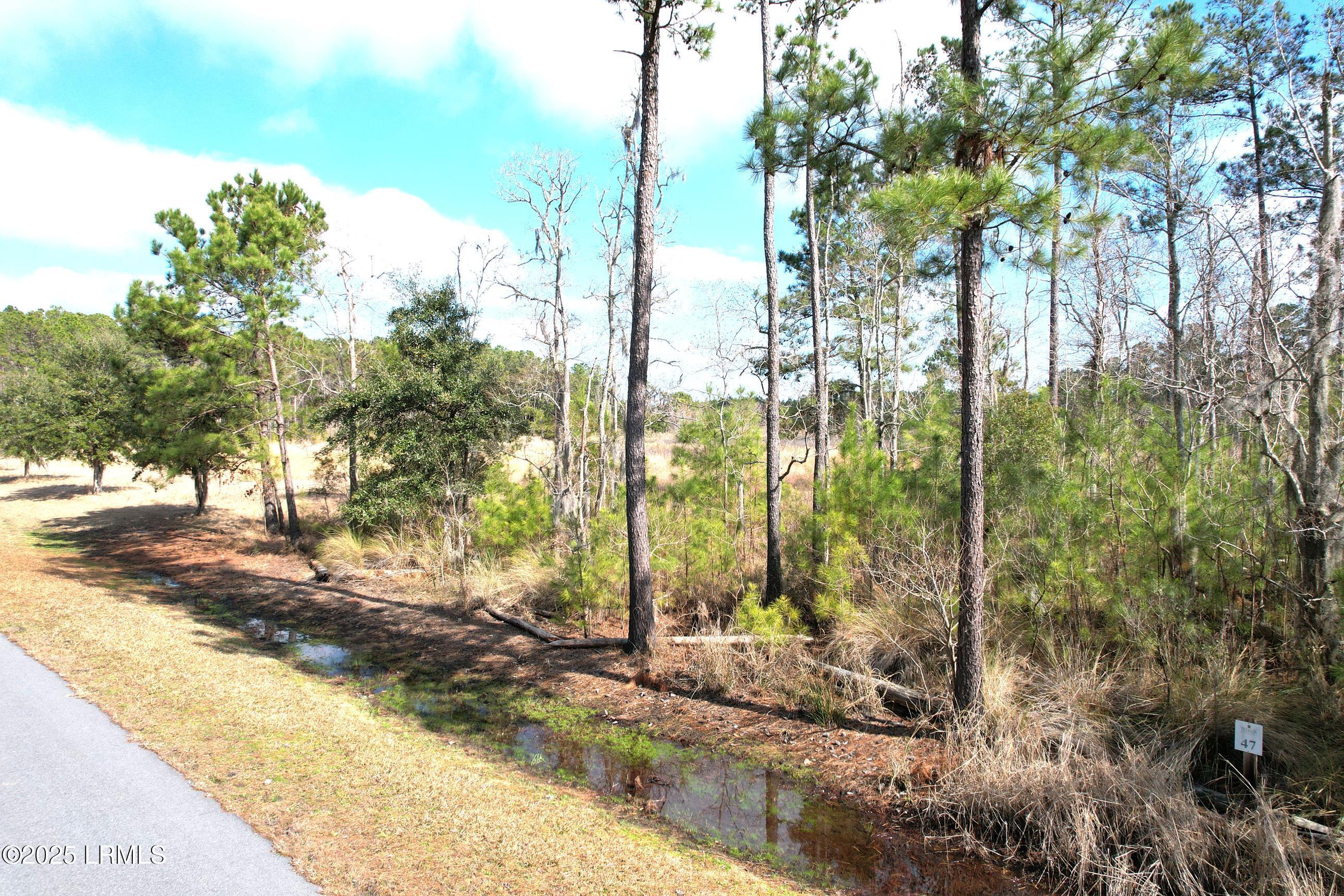 517 Bridle Path Boulevard