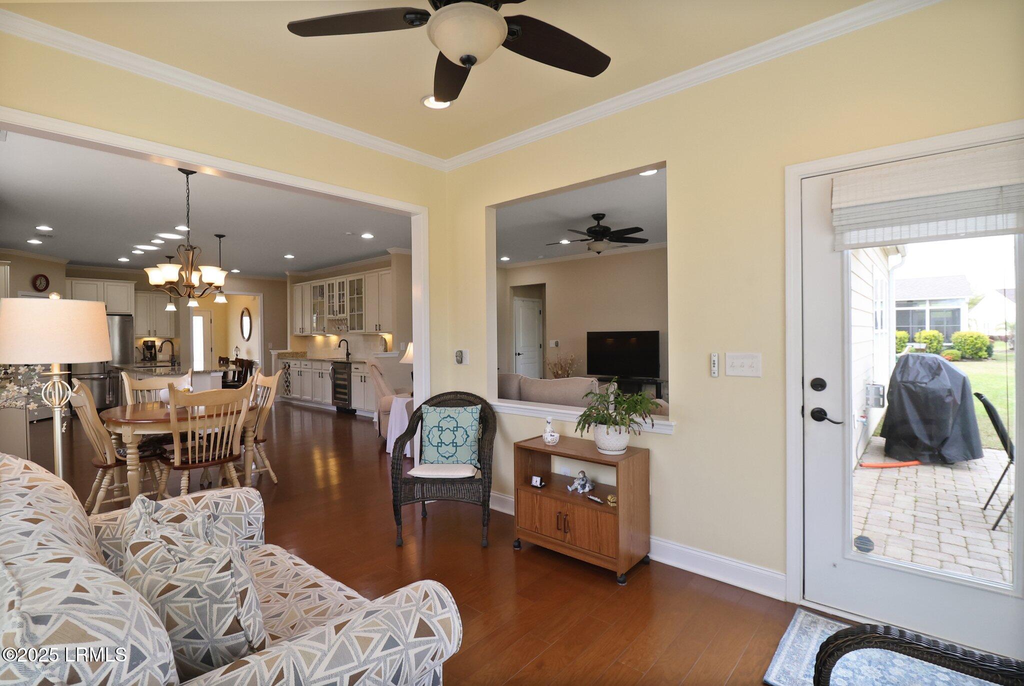 198 Knollwood Court