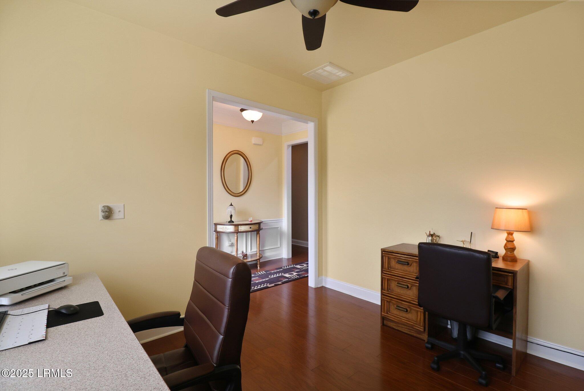 198 Knollwood Court