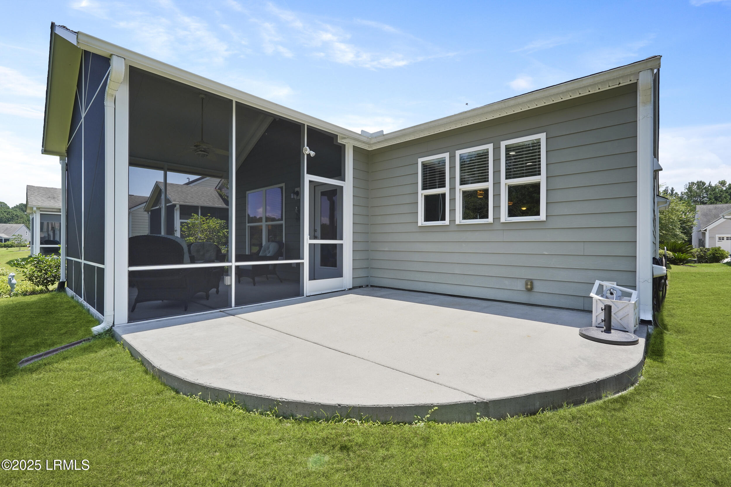 733 Gleneagle Court