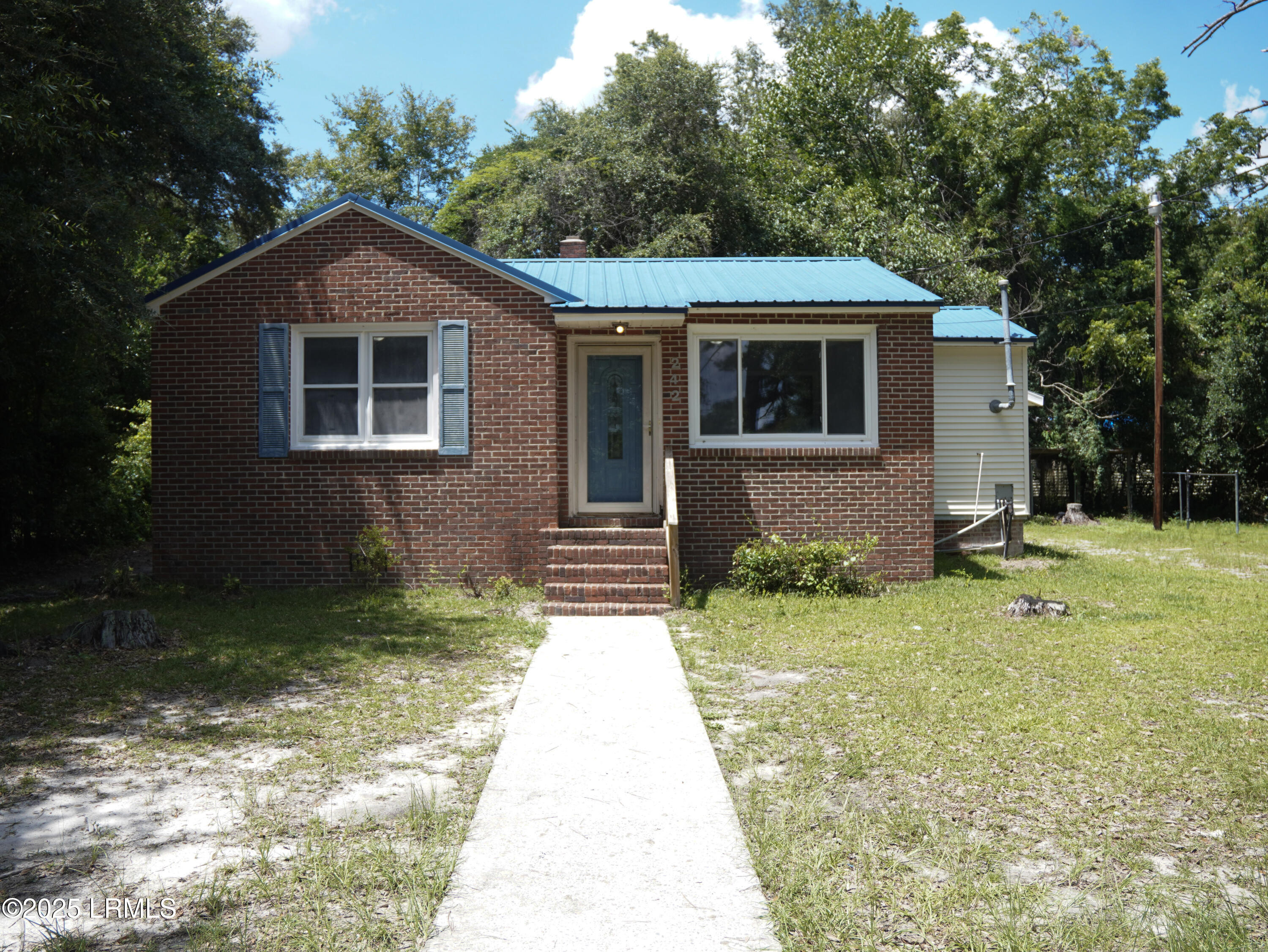 242 Short Street