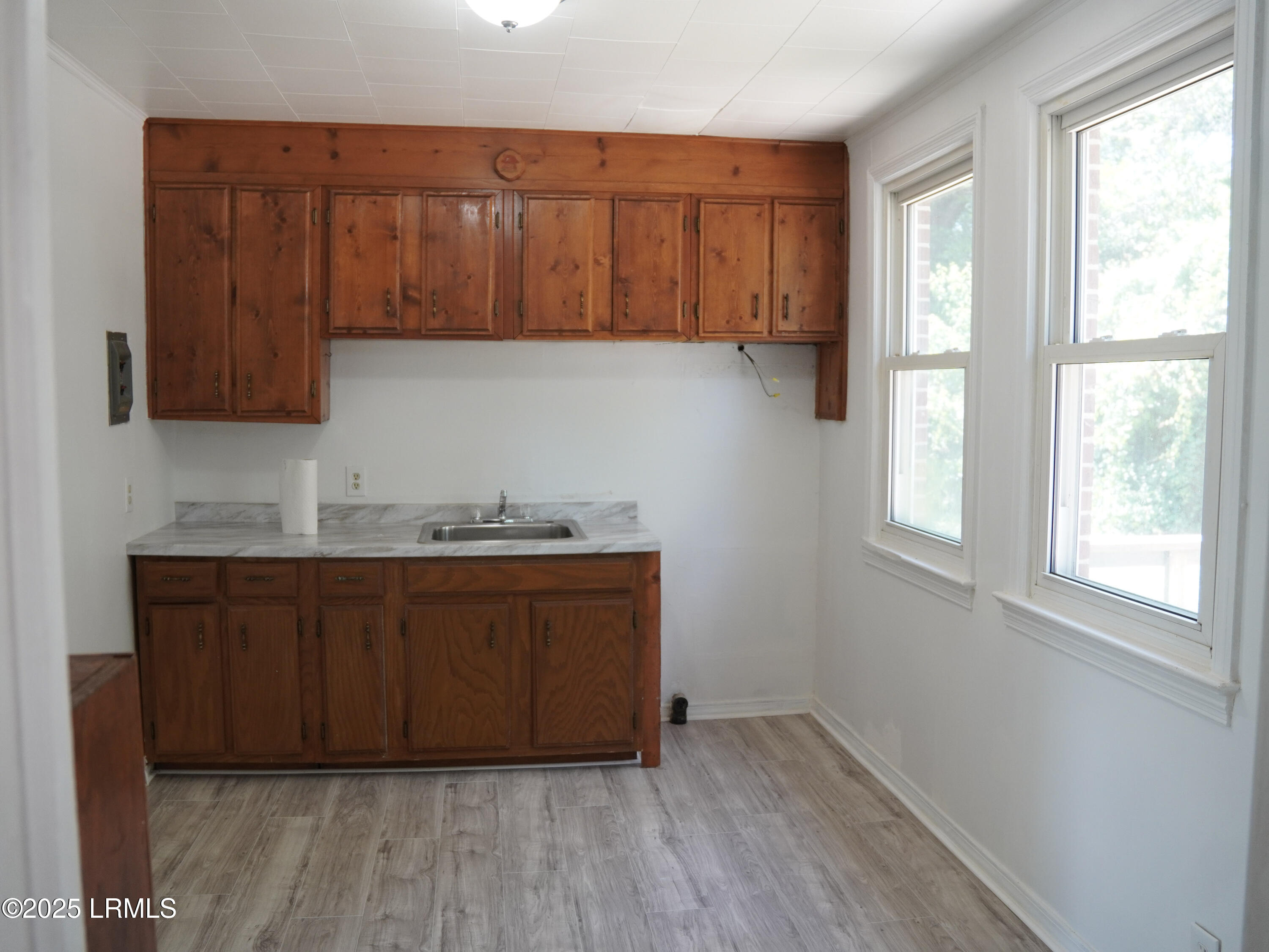 242 Short Street