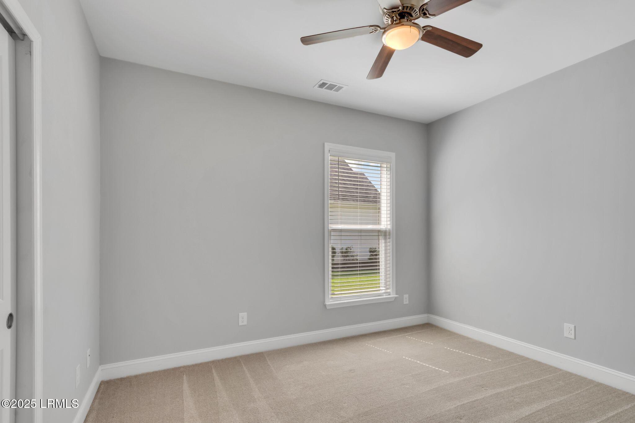 35 Heathrow Avenue